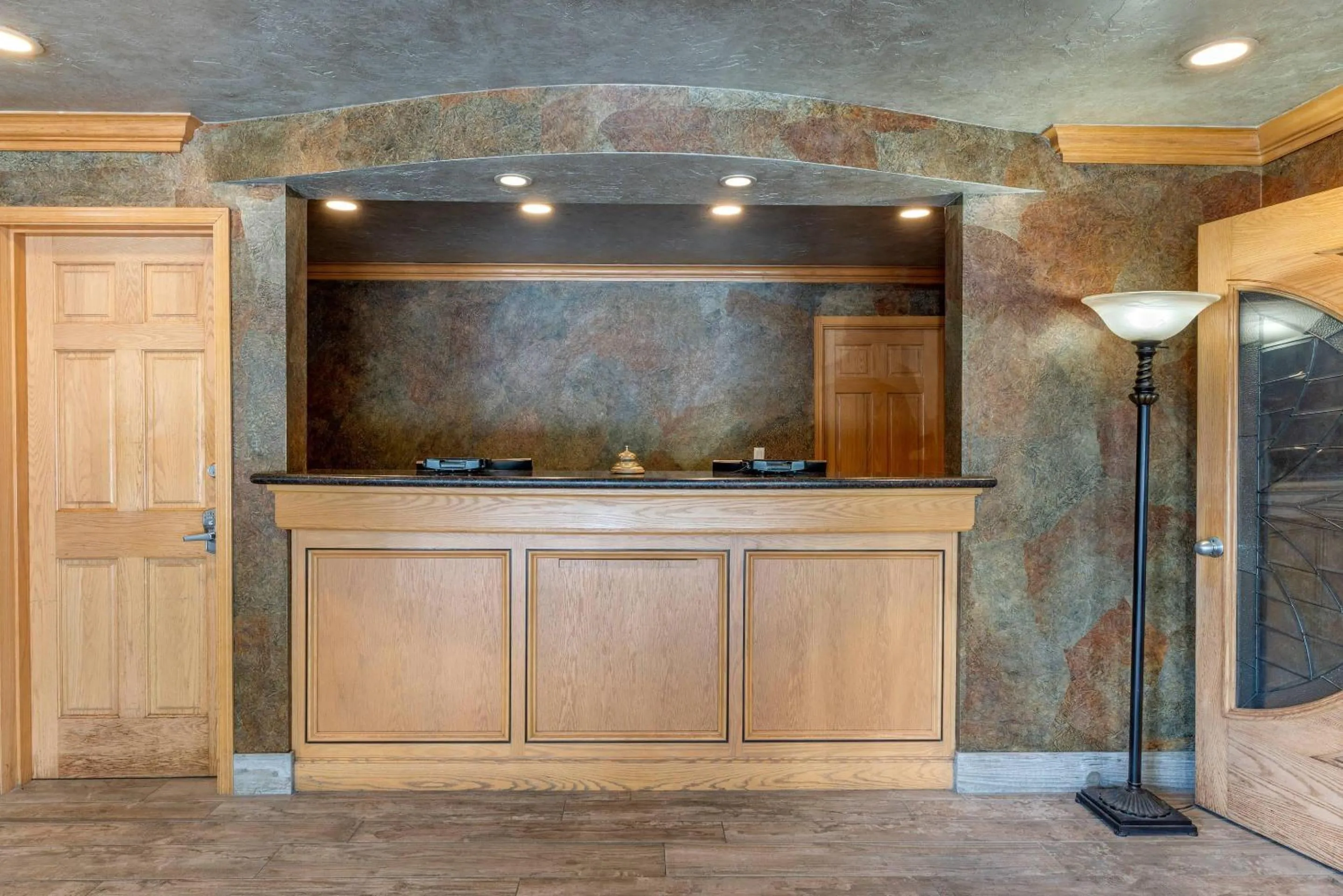 Lobby or reception in Lincoln Sands Oceanfront Resort, an Ascend Collection Hotel