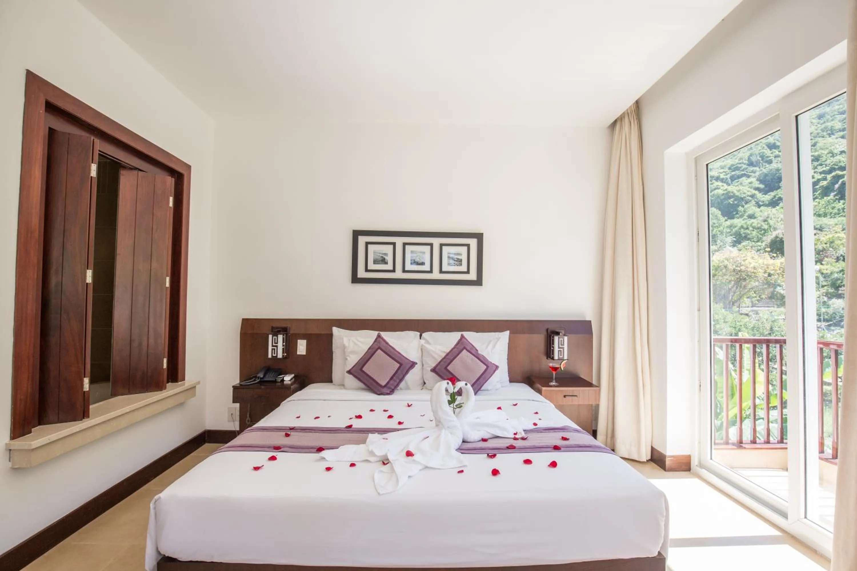 Bed in Sea Mountain Boutique Hotel & Villa
