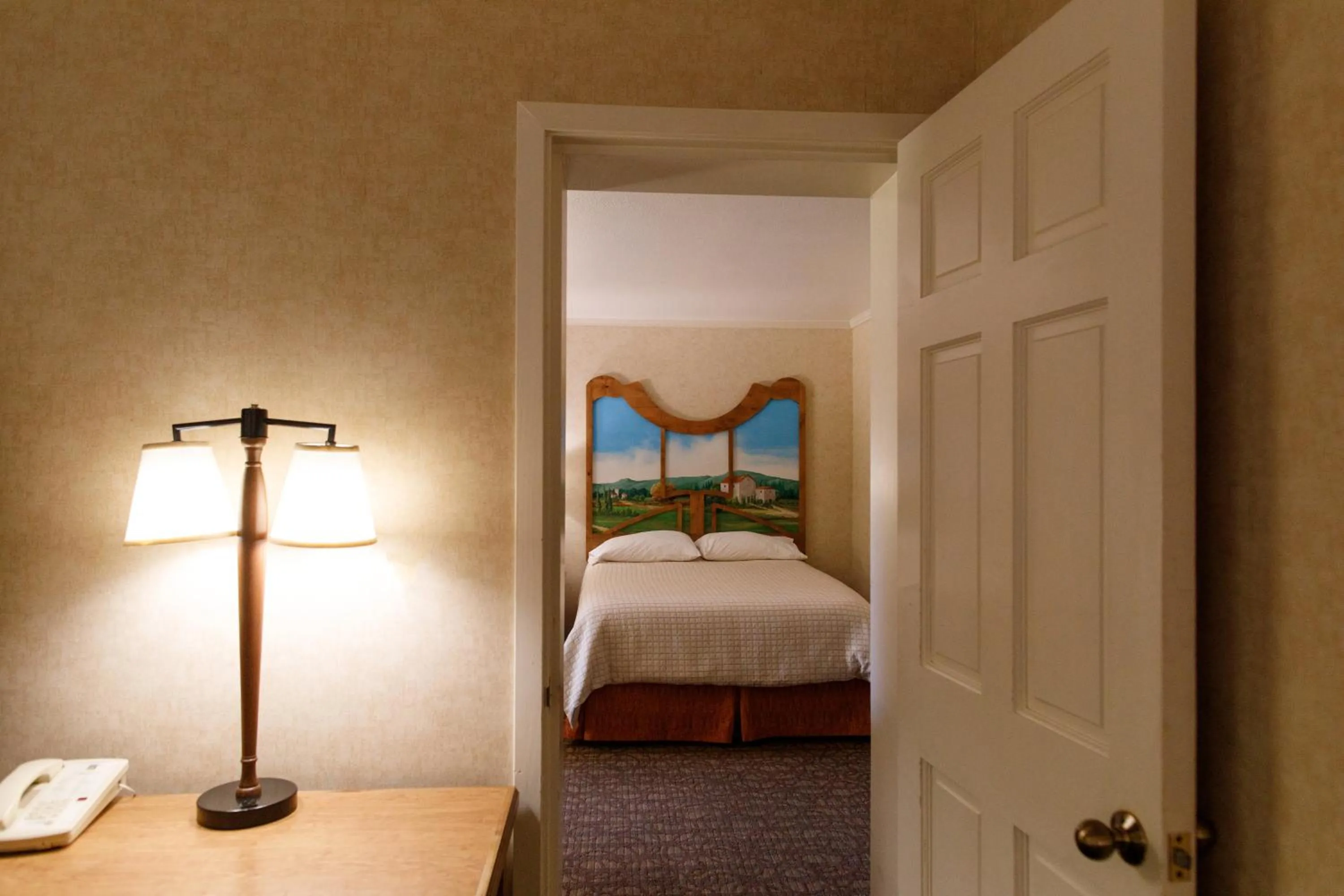 Bed in El Bonita Motel