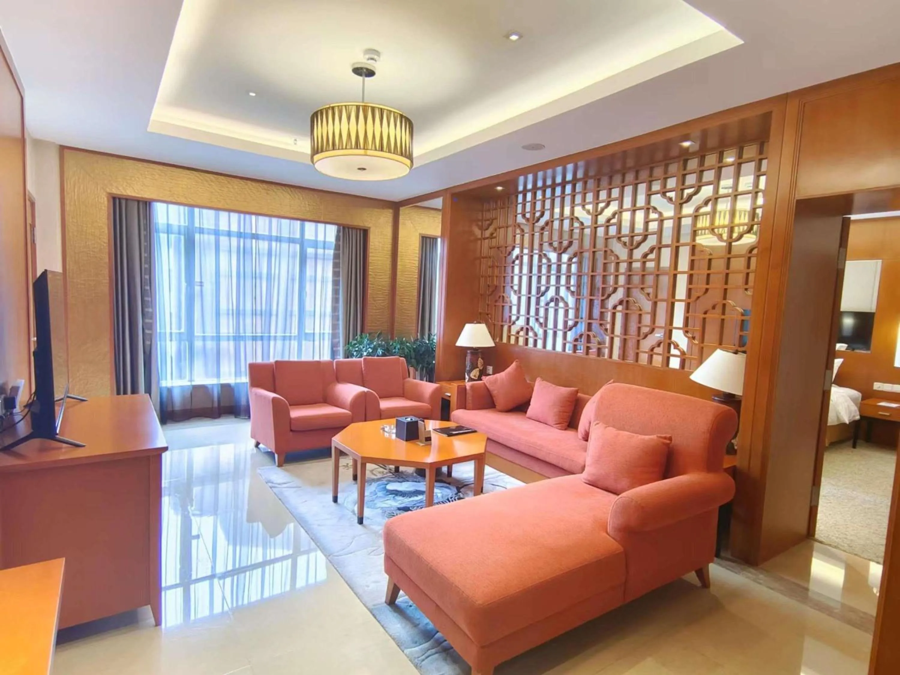 Bedroom in Pullman Zhangjiajie Hotel