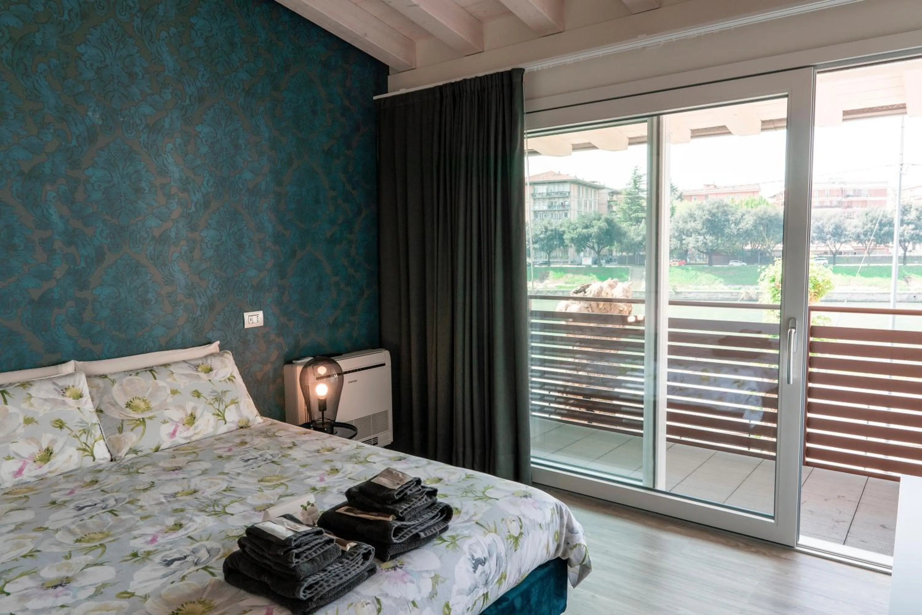 Bed in Alla Riva