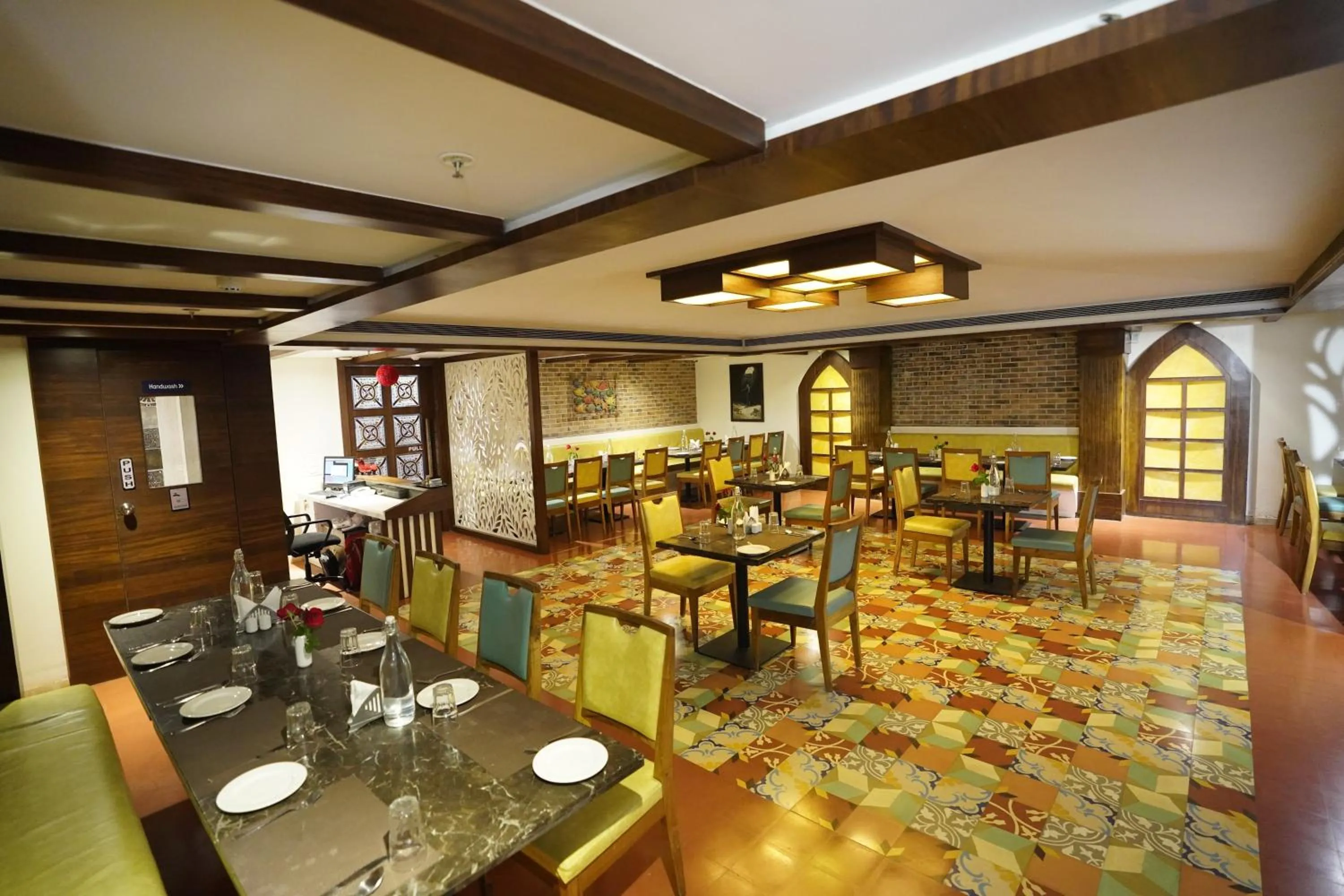 Restaurant/places to eat in Zip By Spree Hotels Samudra Belgaum