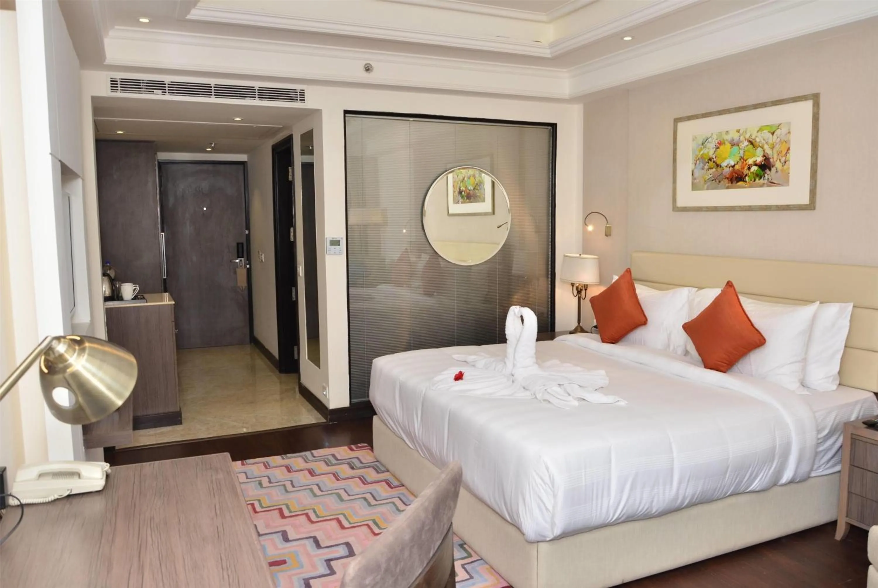 Photo of the whole room, Bed in Ramada by Wyndham Kasauli