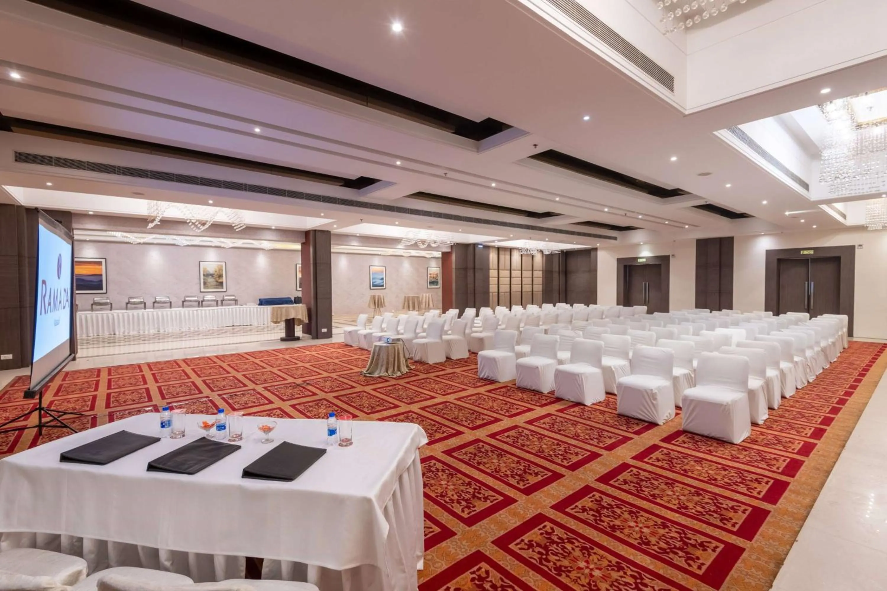 Meeting/conference room in Ramada by Wyndham Kasauli