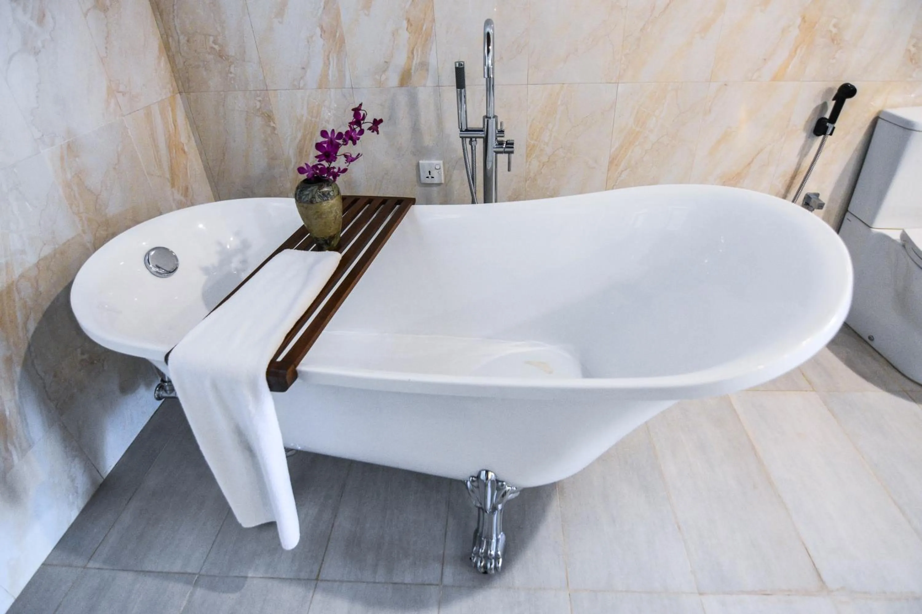 Bathroom in The Heritage Hotel Galle Fort