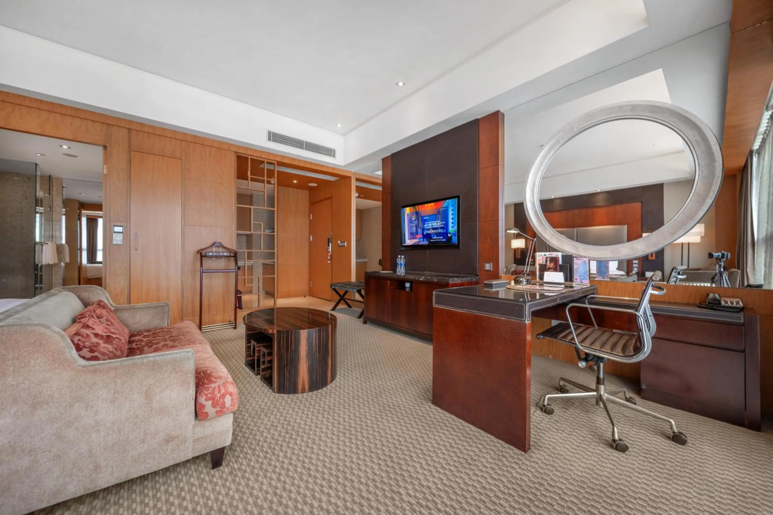 Seating area in Glenview ITC Plaza Chongqing