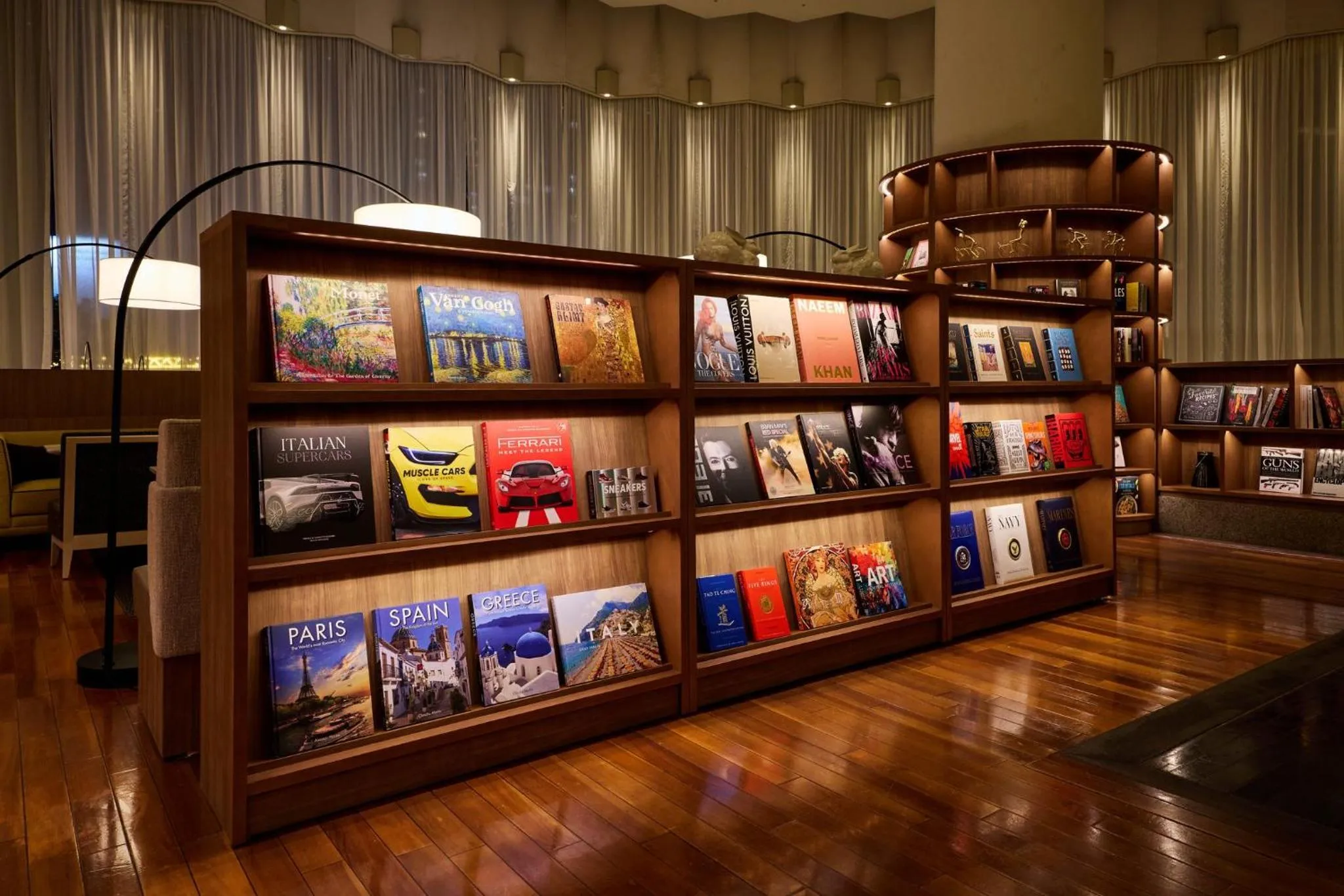 Restaurant/places to eat in ANA Holiday Inn Tokyo Bay by IHG