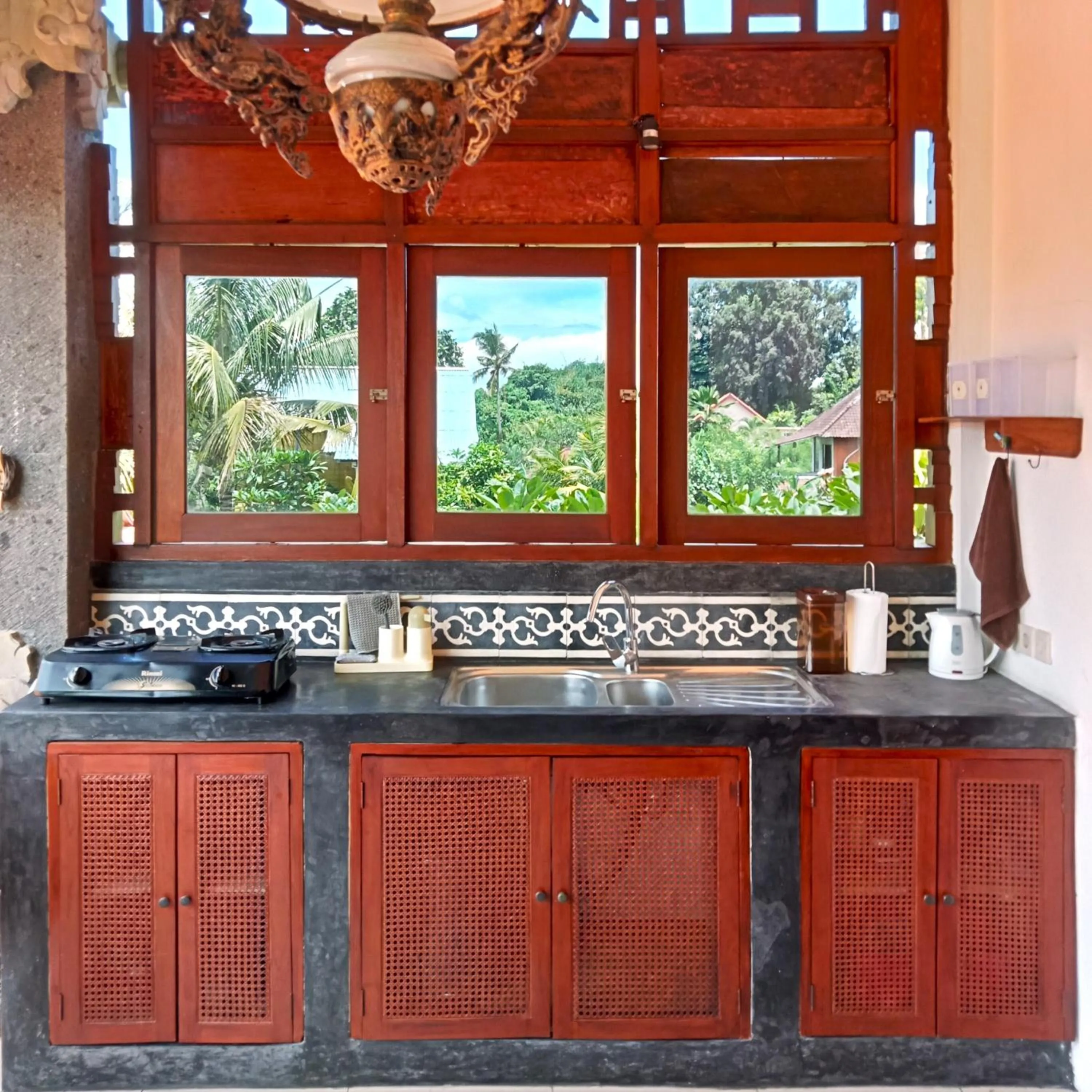 Kitchen or kitchenette in Lily Lane Villas