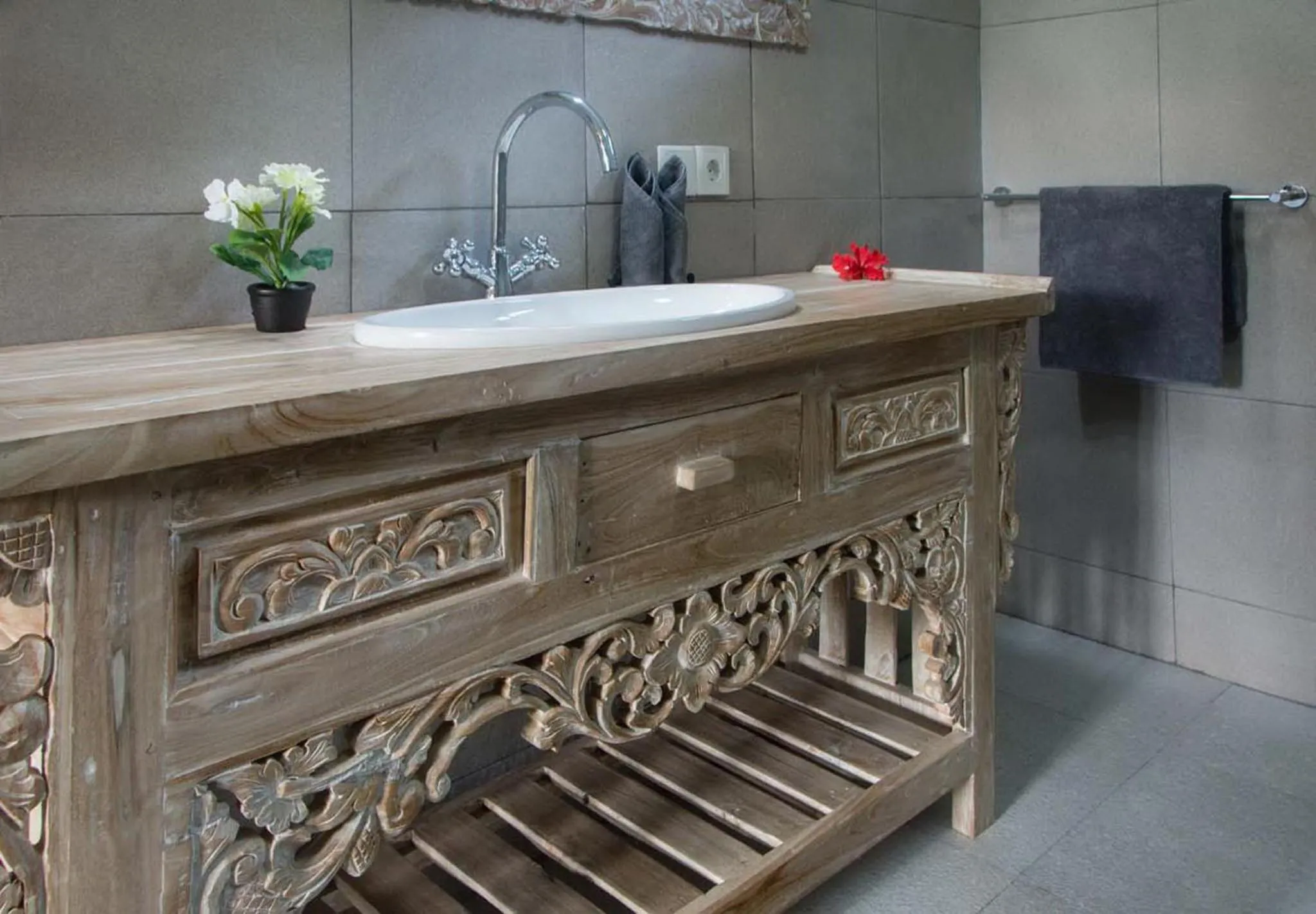 Bathroom in Lily Lane Villas
