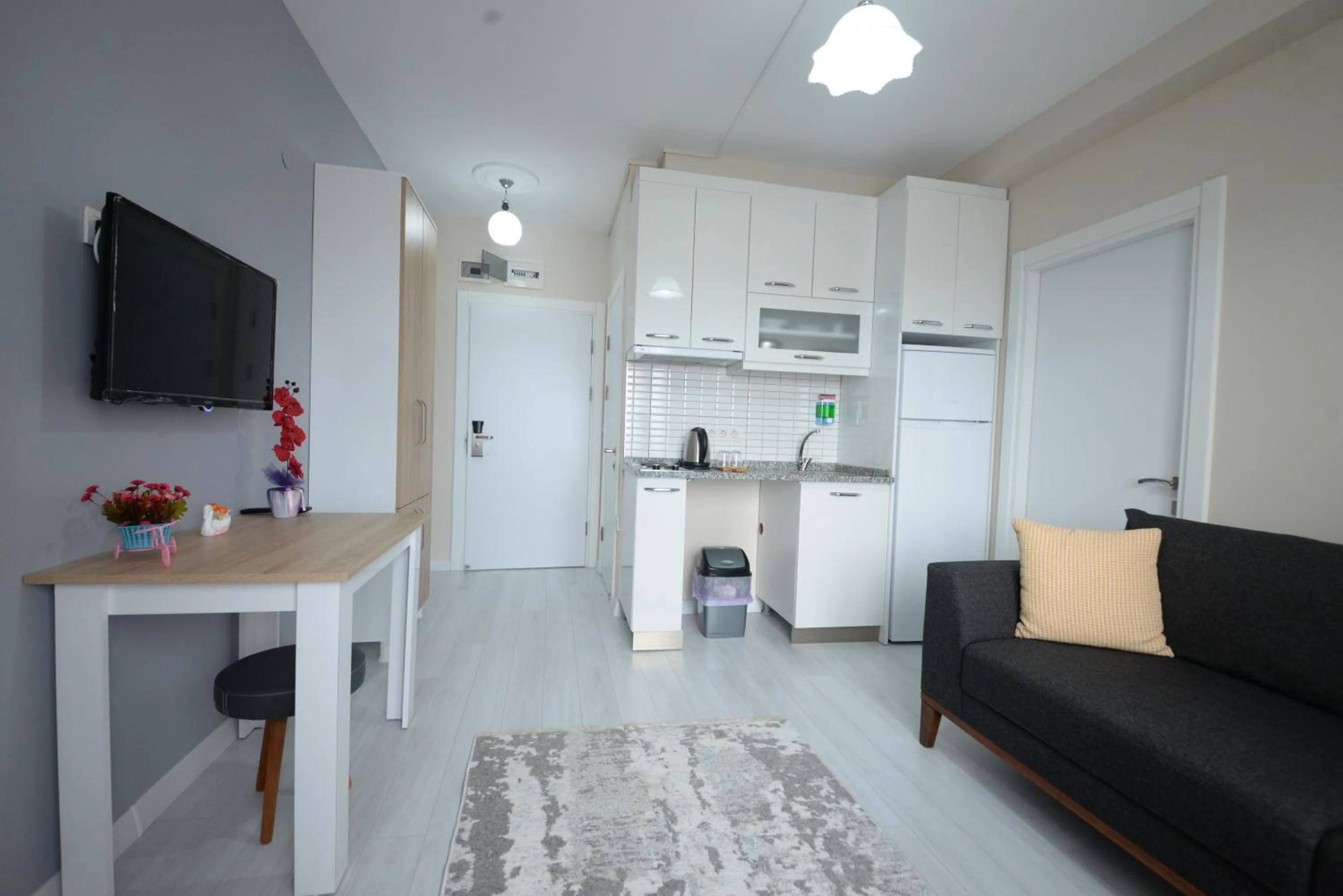 TV and multimedia in city59 Suit Otel