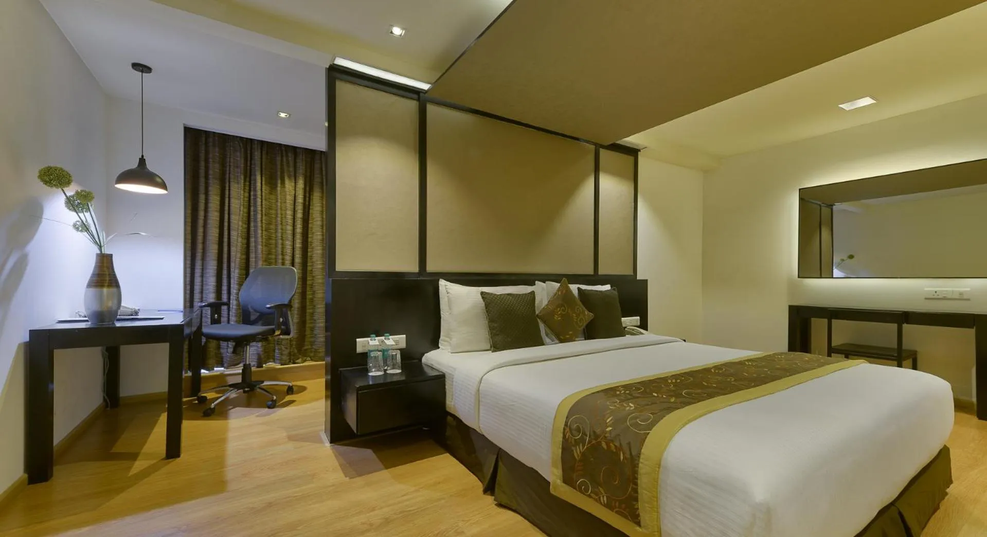 Bedroom, Bed in Davanam Sarovar Portico Suites