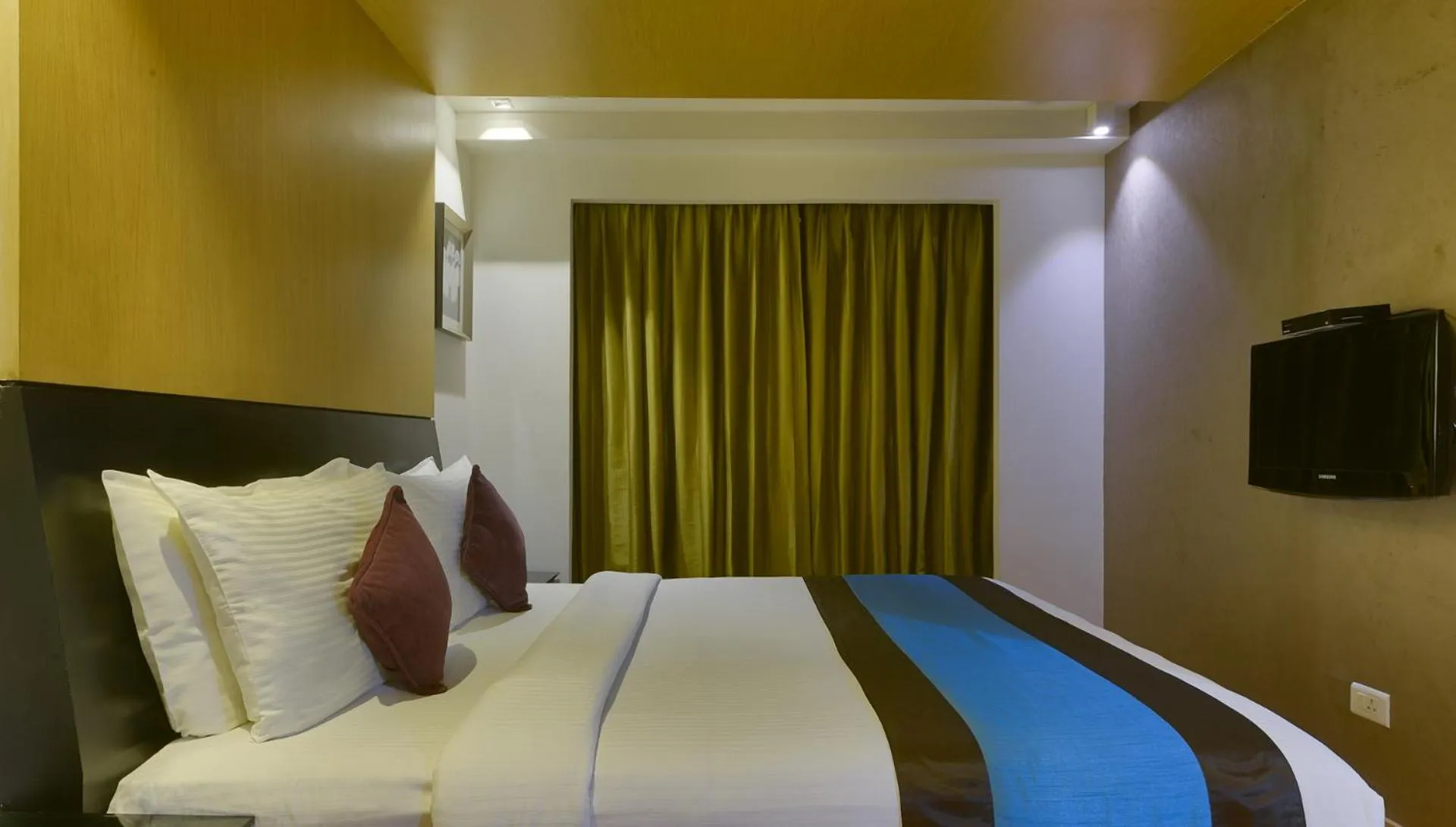 Bedroom, Bed in Davanam Sarovar Portico Suites