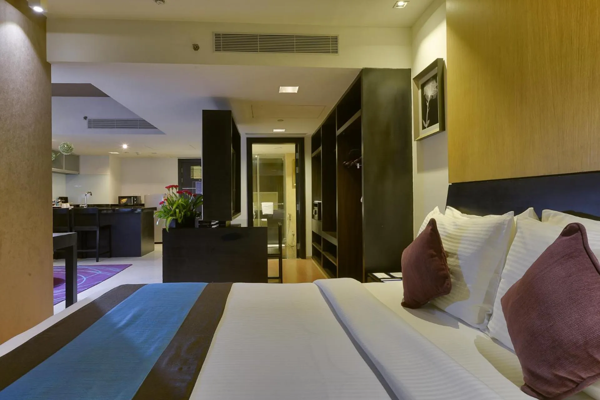 Bedroom, Bed in Davanam Sarovar Portico Suites