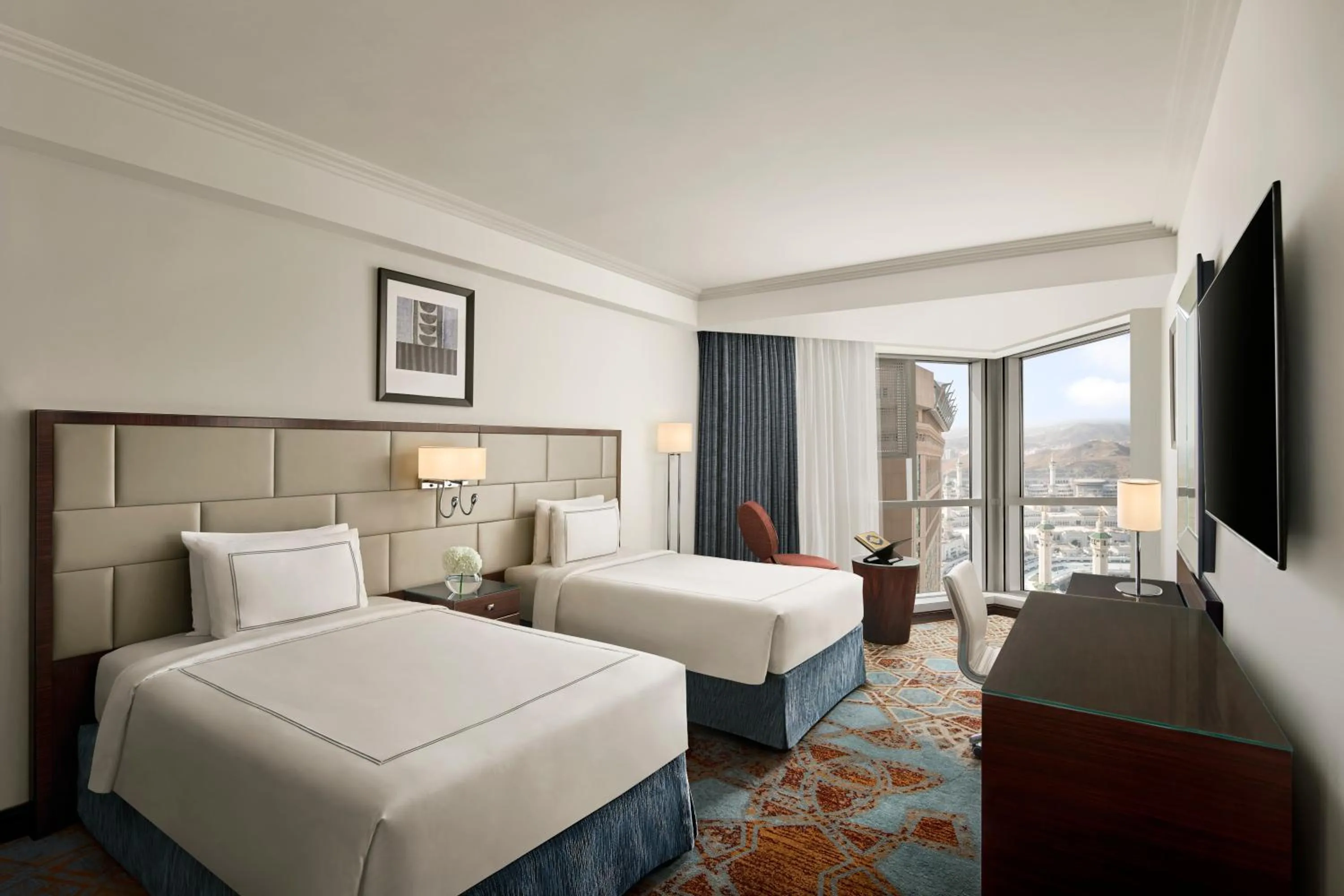 Bed in Swissotel Makkah