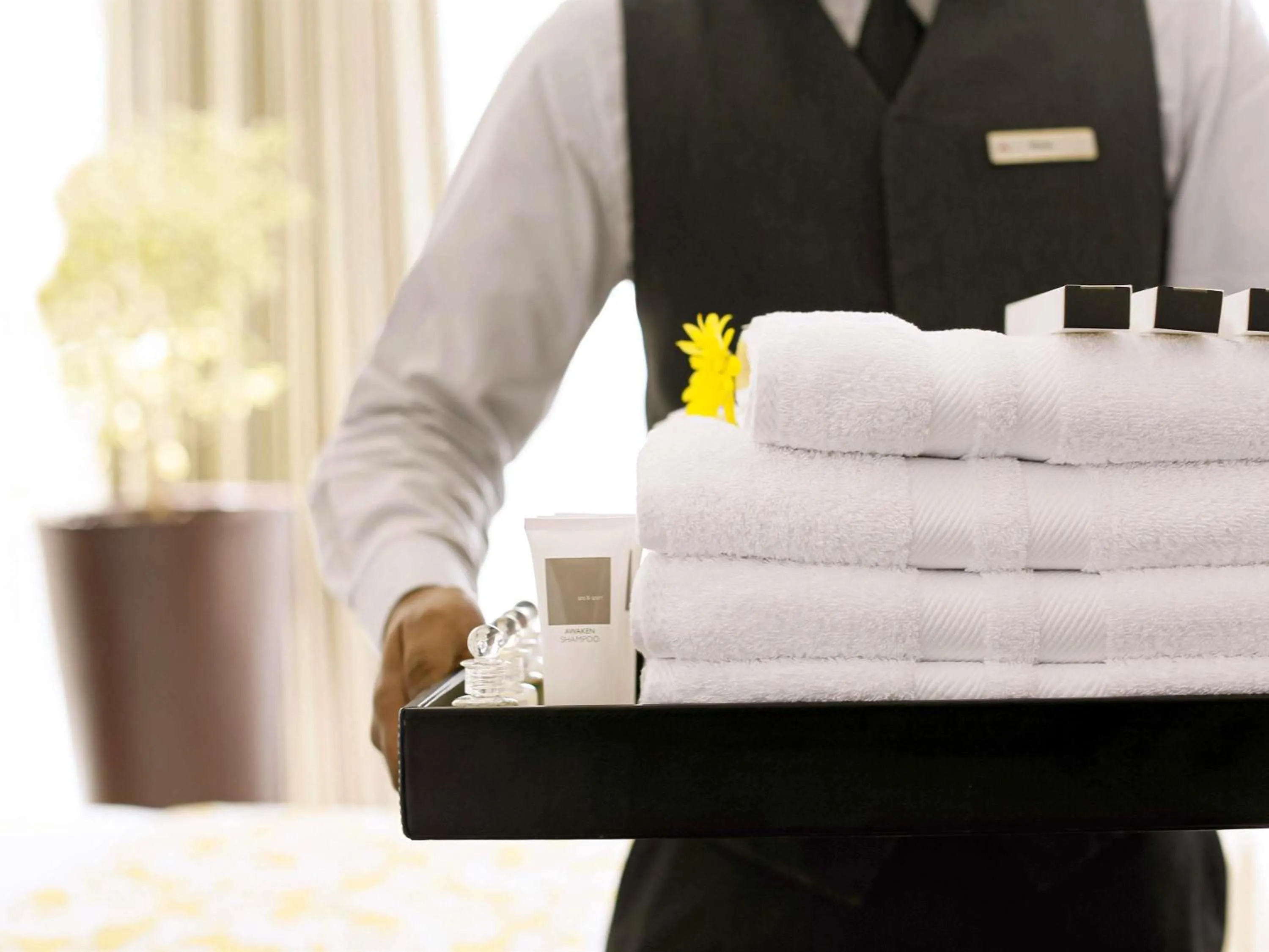 Bedroom in Swissotel Makkah