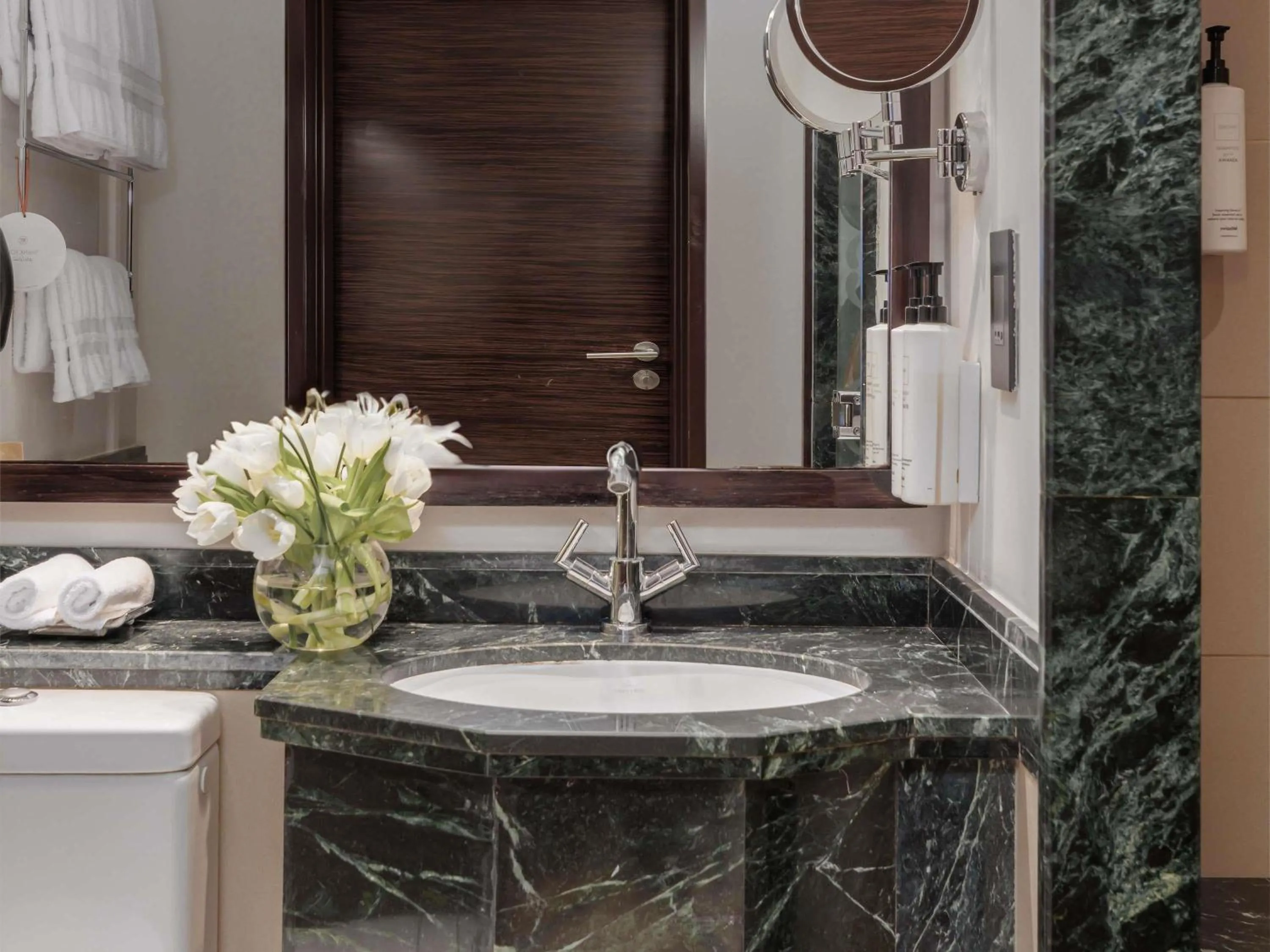 Bedroom in Swissotel Makkah