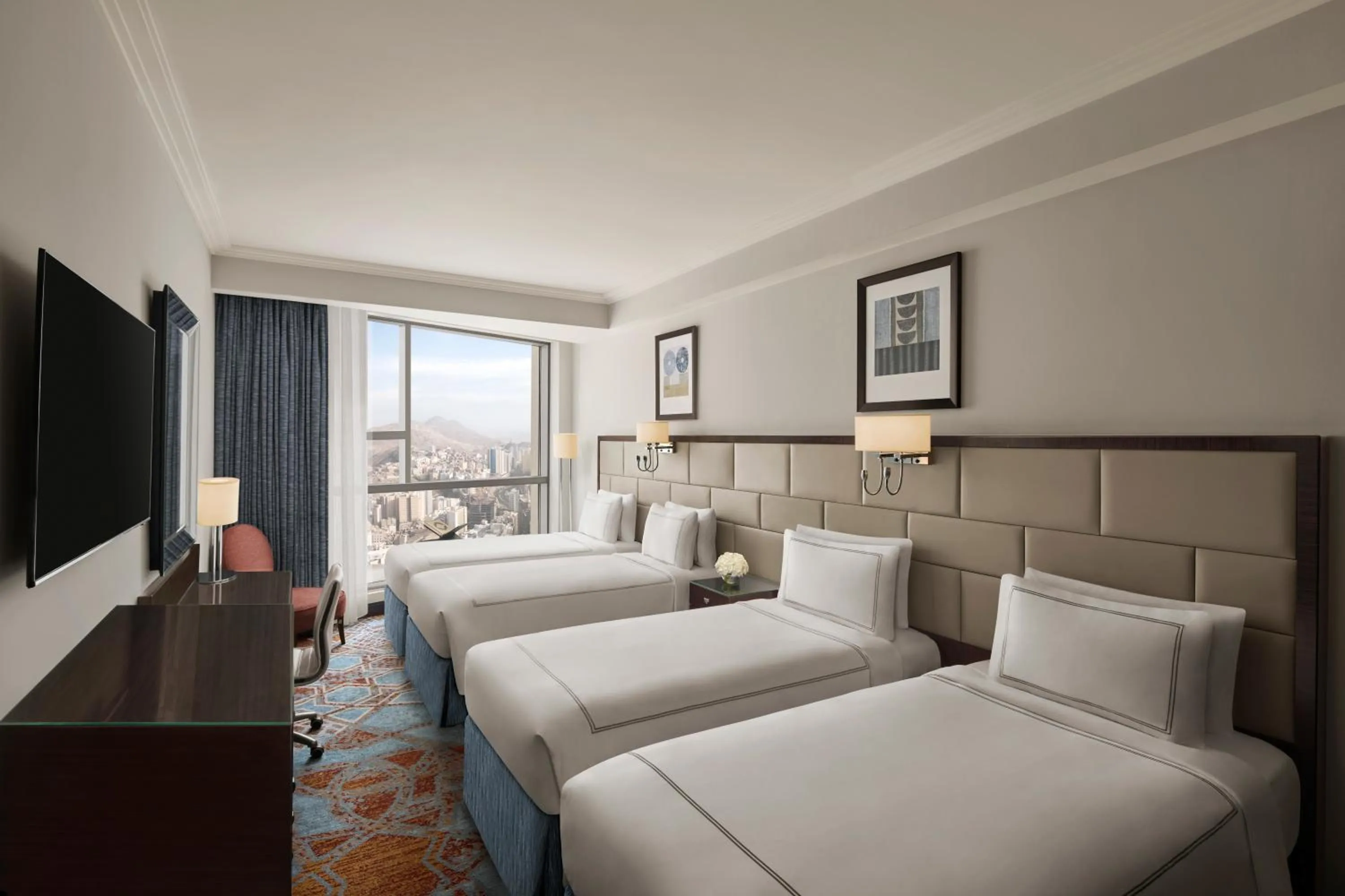 Bed in Swissotel Makkah