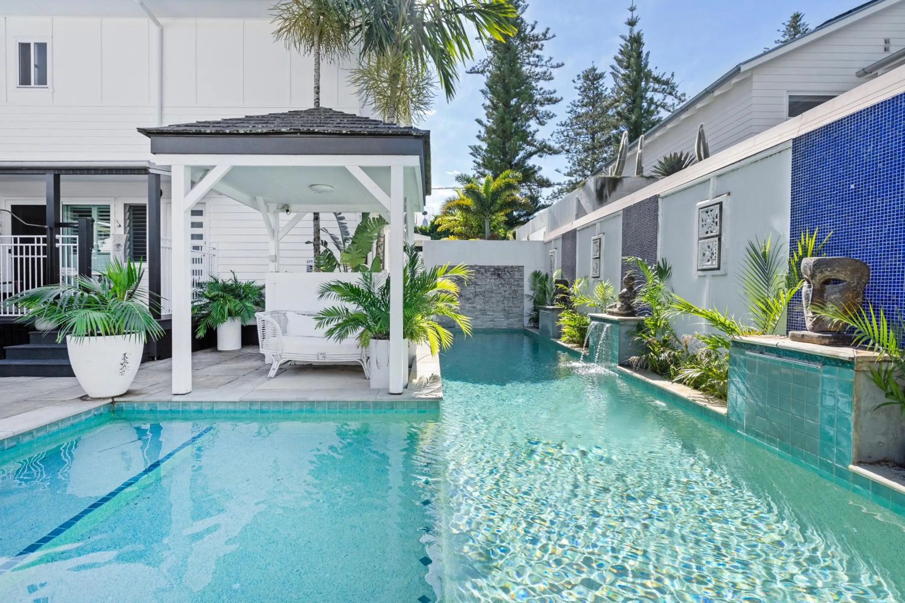 Swimming pool in Azur Byron Bay