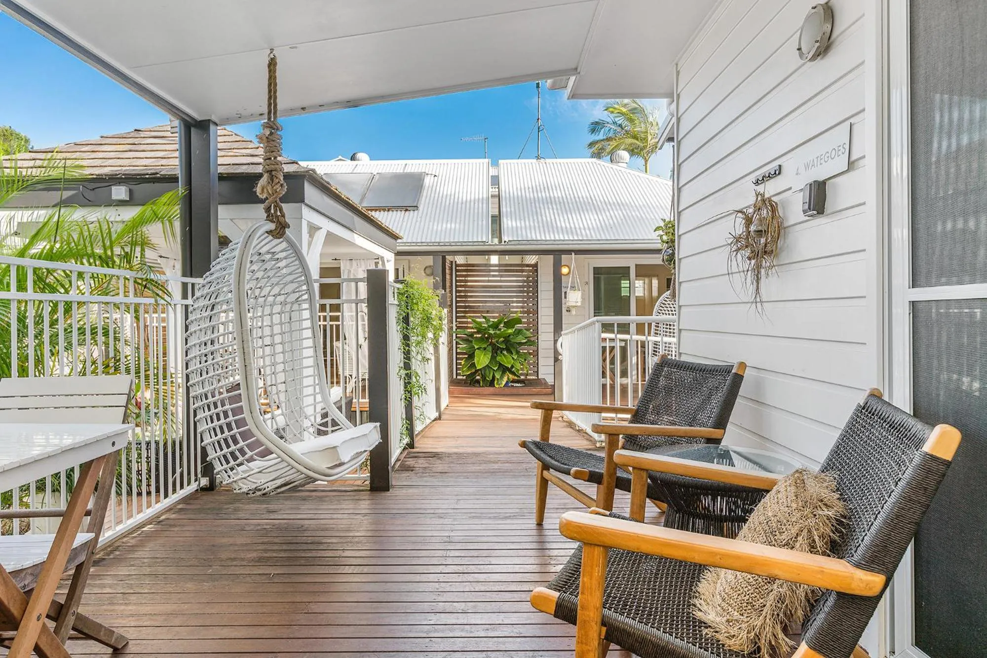 Day in Azur Byron Bay