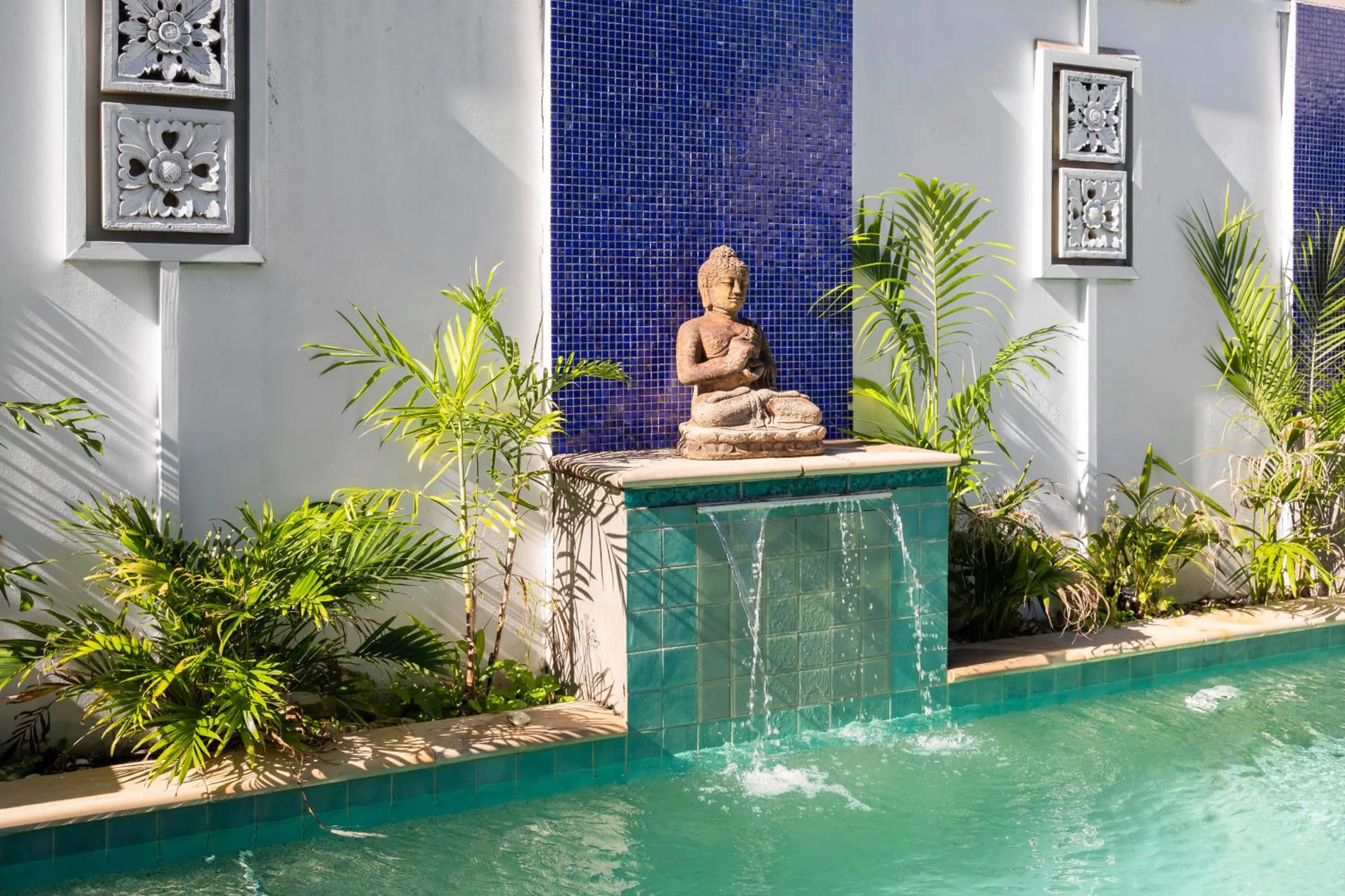 Swimming pool in Azur Byron Bay