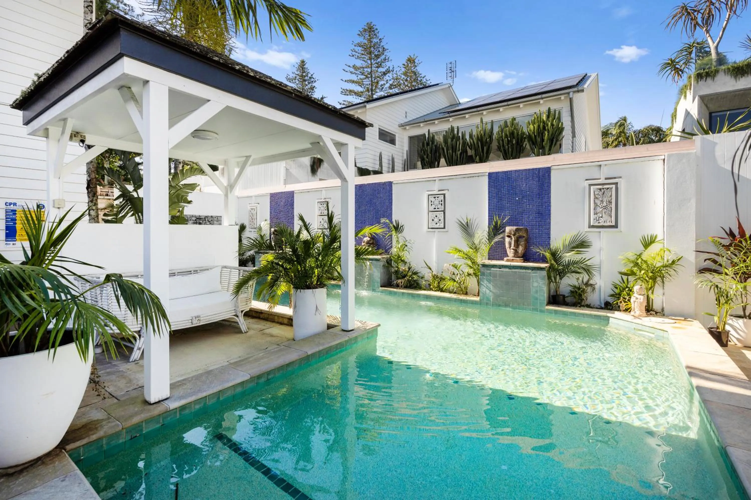 Swimming pool in Azur Byron Bay