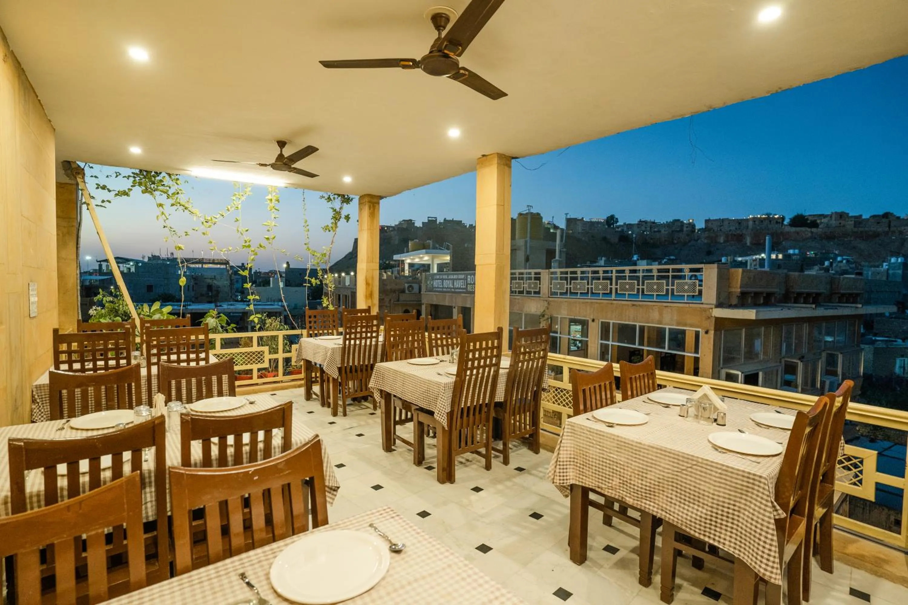 Dining area in Hotel Royal Villa Jaisalmer