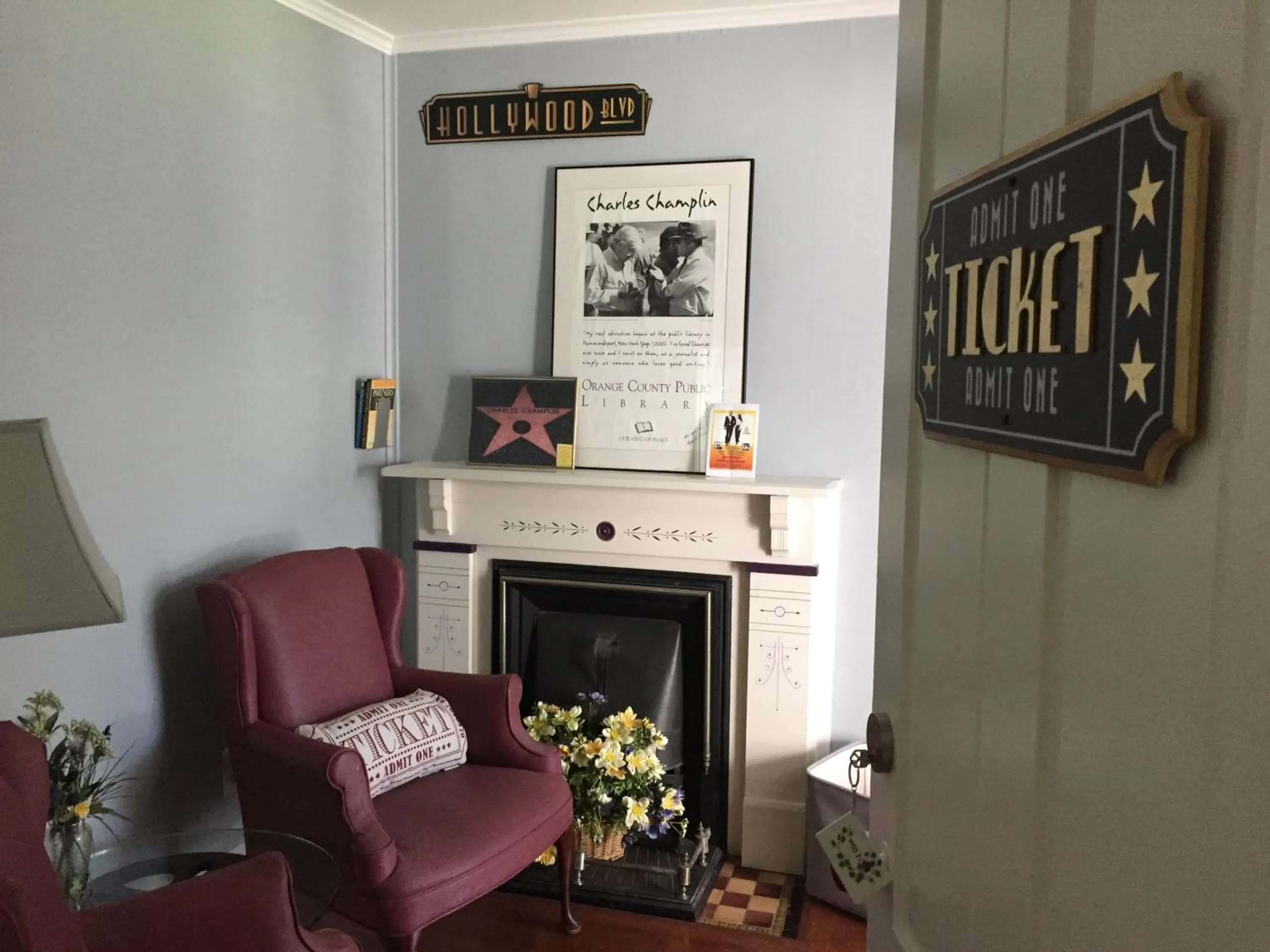 Seating area in 18 Vine Inn & Carriage House