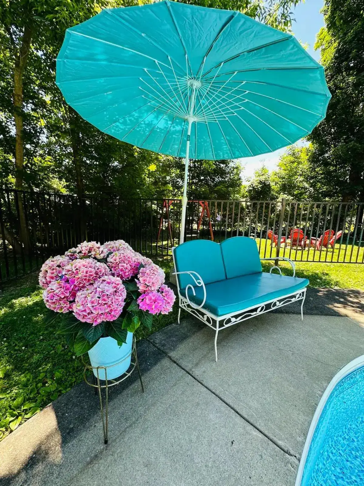 Deluxe King Room in 18 Vine Inn & Carriage House Deluxe King Room in 18 Vine Inn & Carriage House