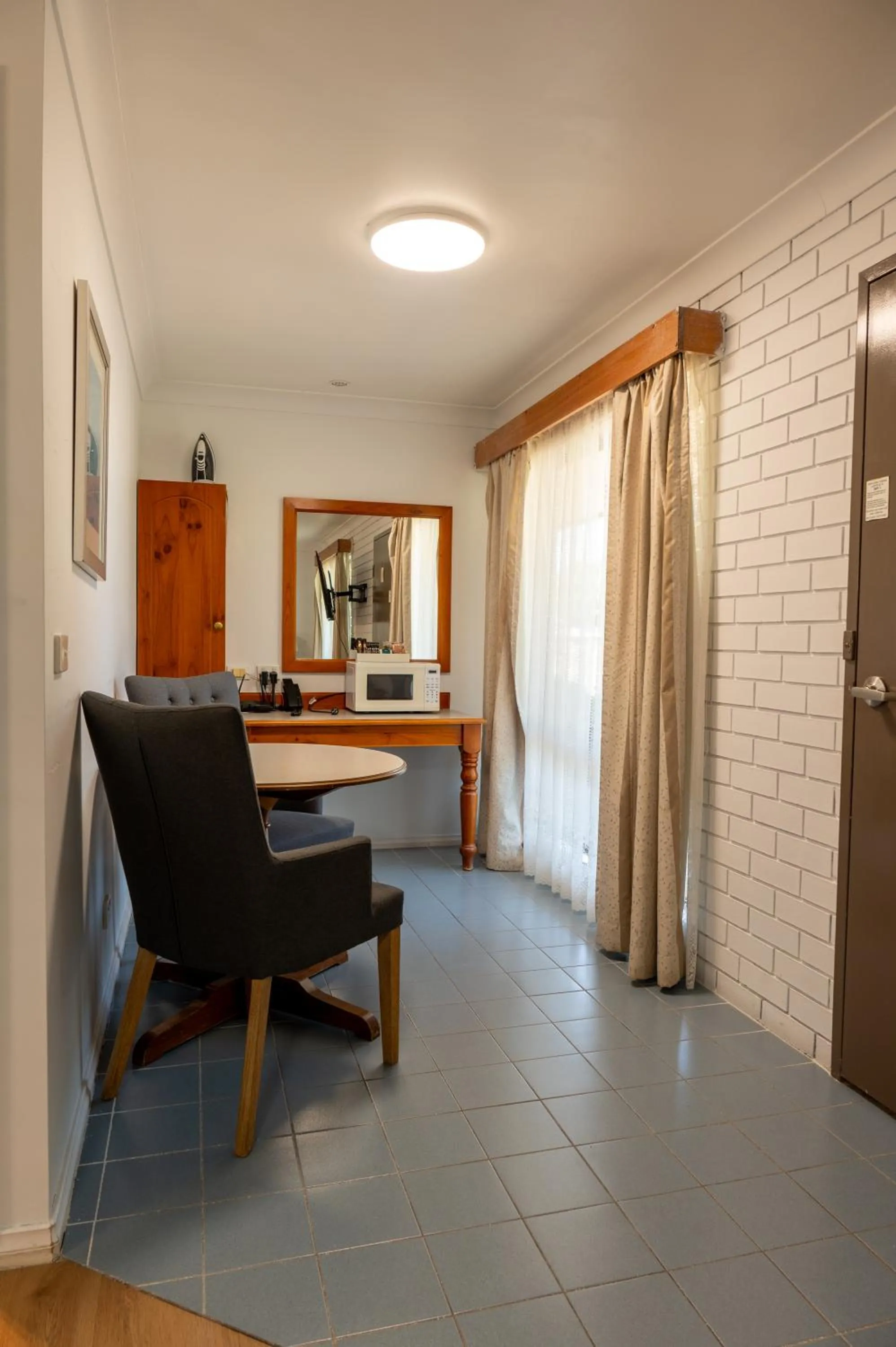 Living room in Tumut Valley Motel Pet Friendly