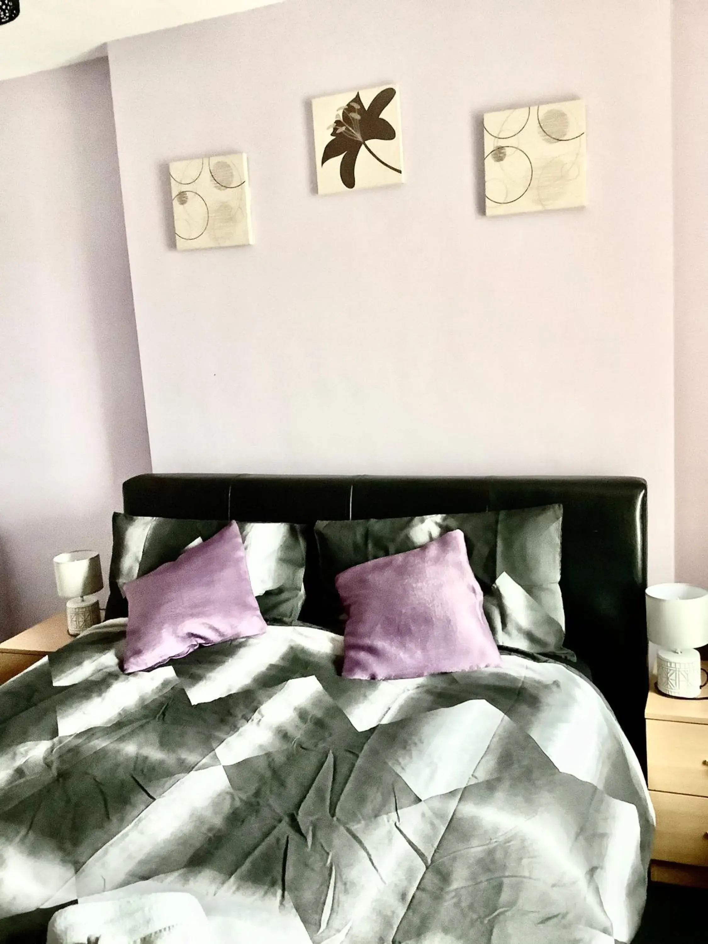 Standard Double Room in Heddfan (Place of Peace) Standard Double Room in Heddfan (Place of Peace)