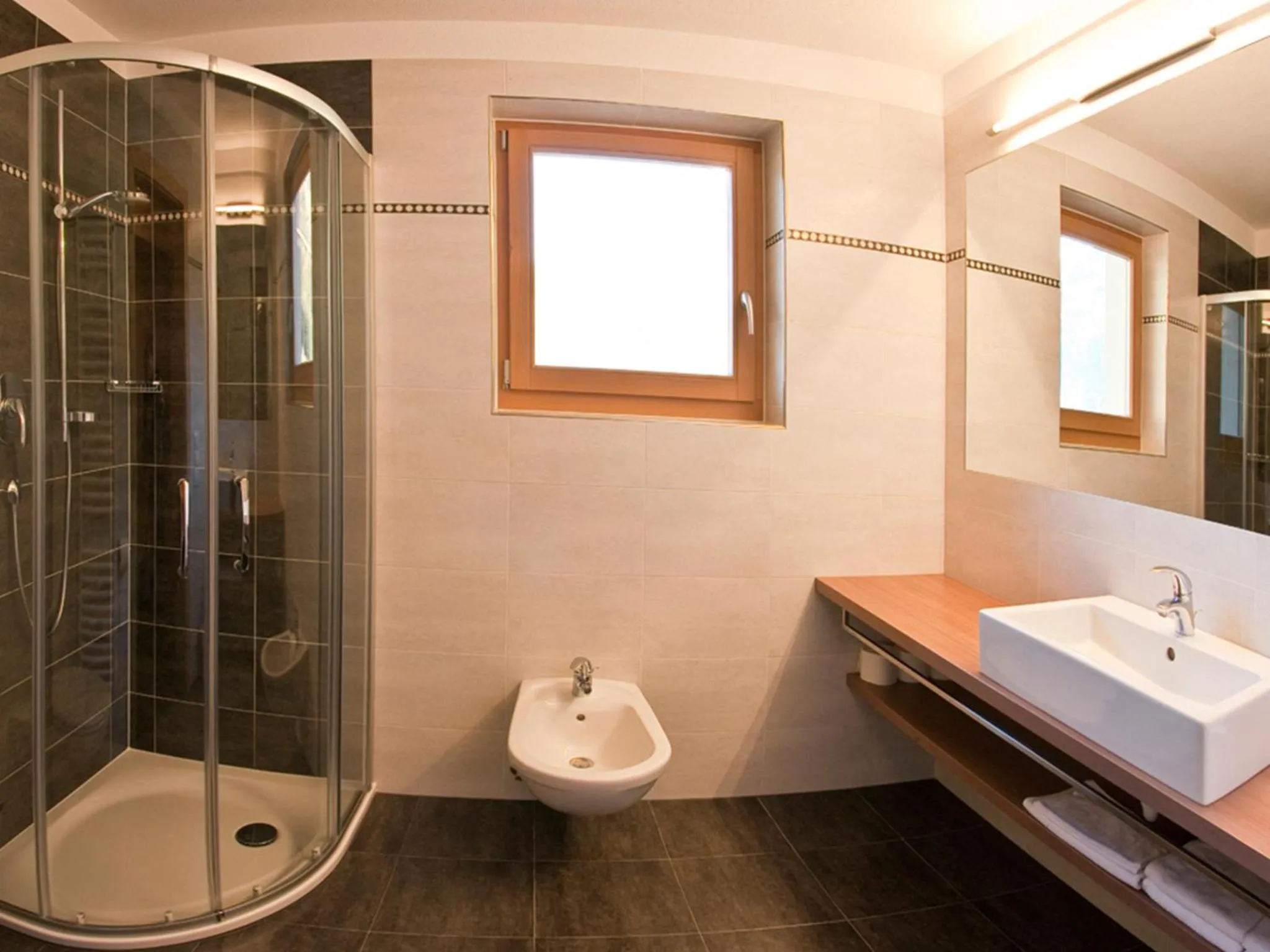 Shower in Hotel Foestlerhof