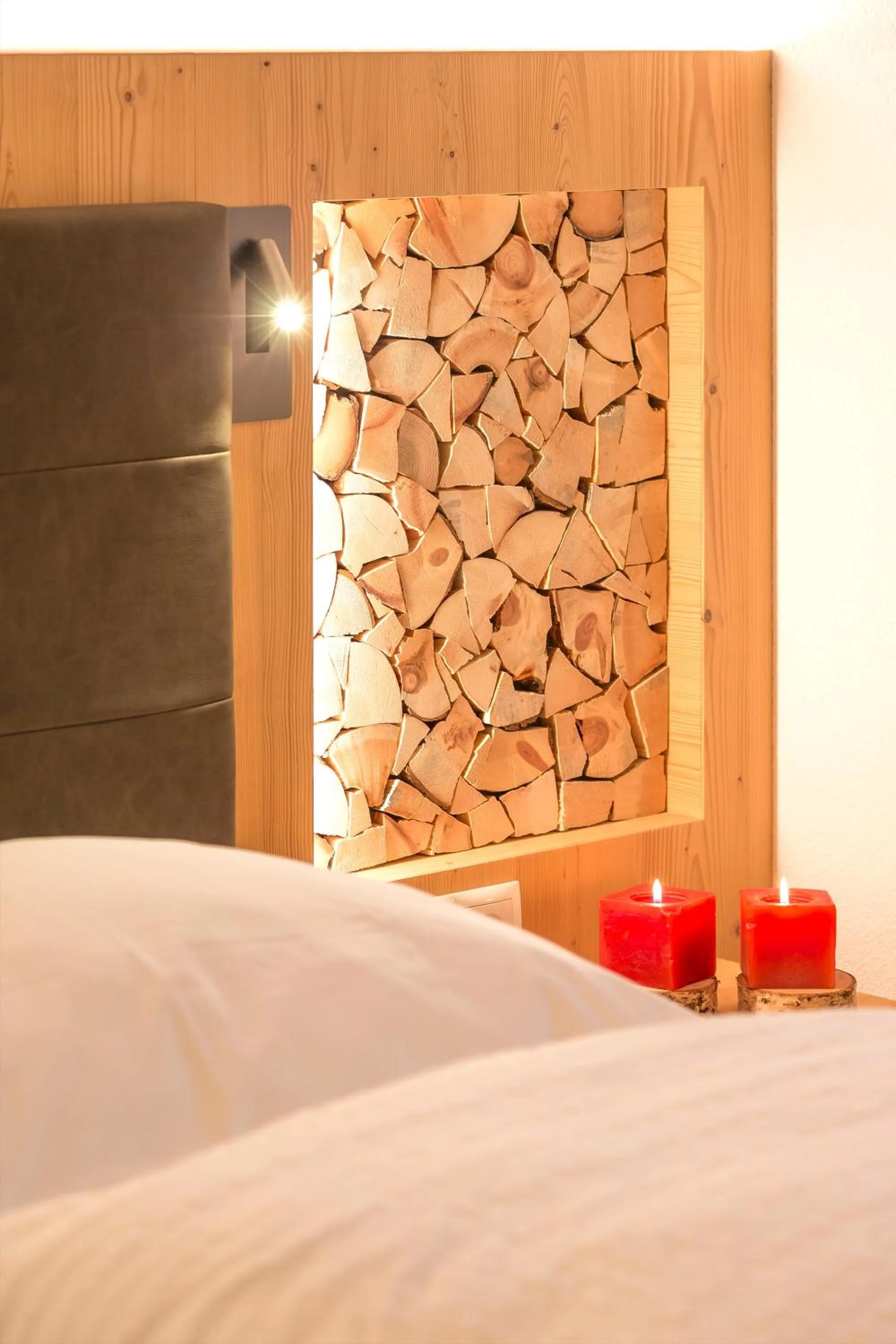 Decorative detail, Bed in Hotel Foestlerhof