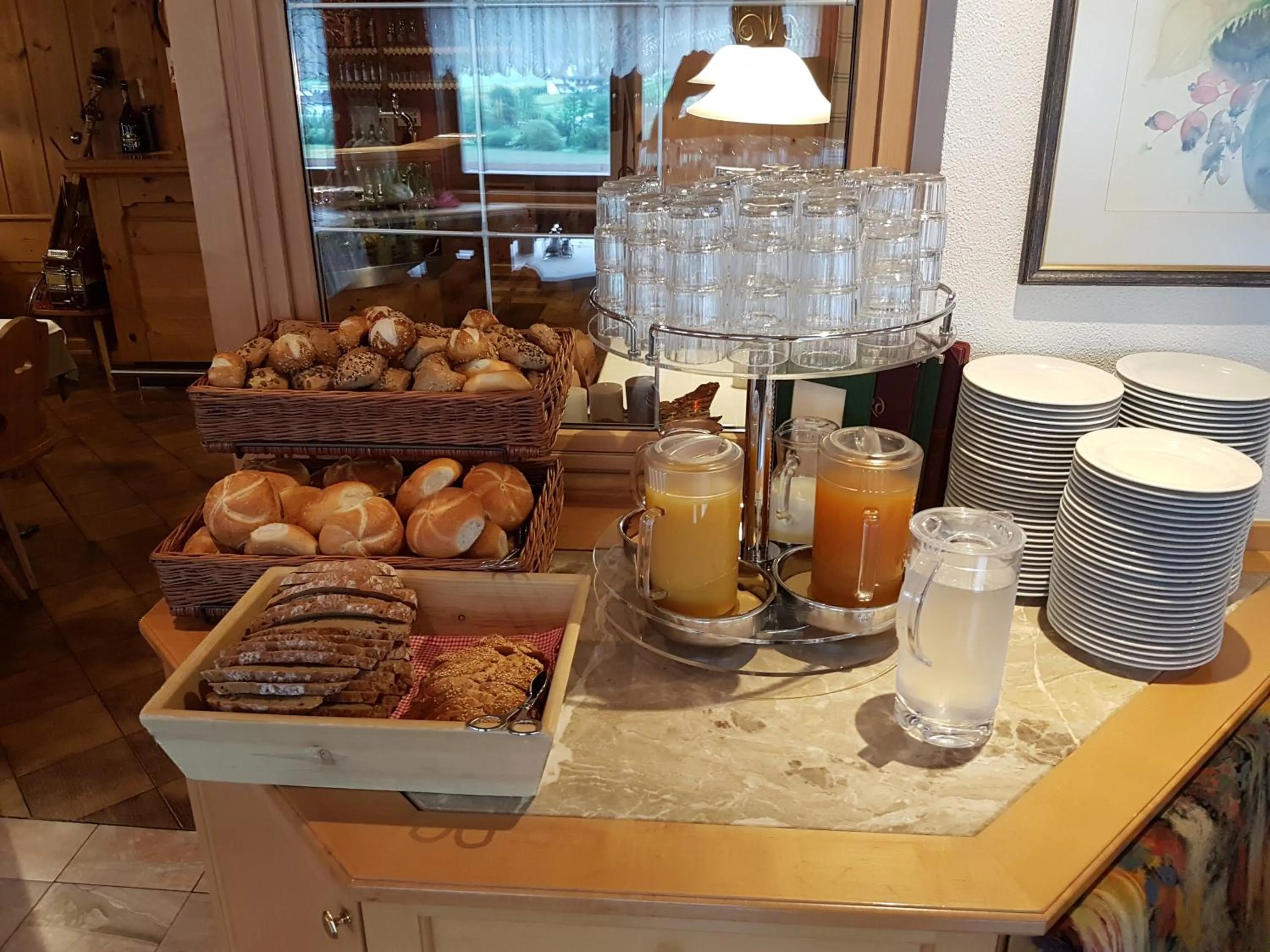 Breakfast in Hotel Foestlerhof