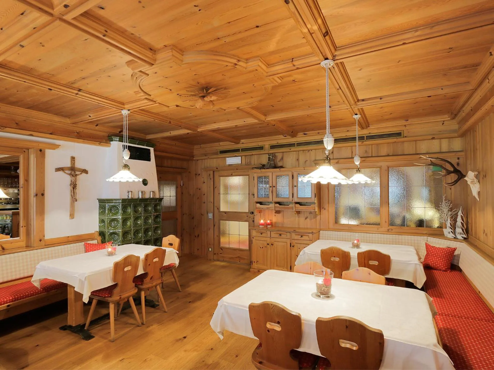 Restaurant/places to eat in Hotel Foestlerhof