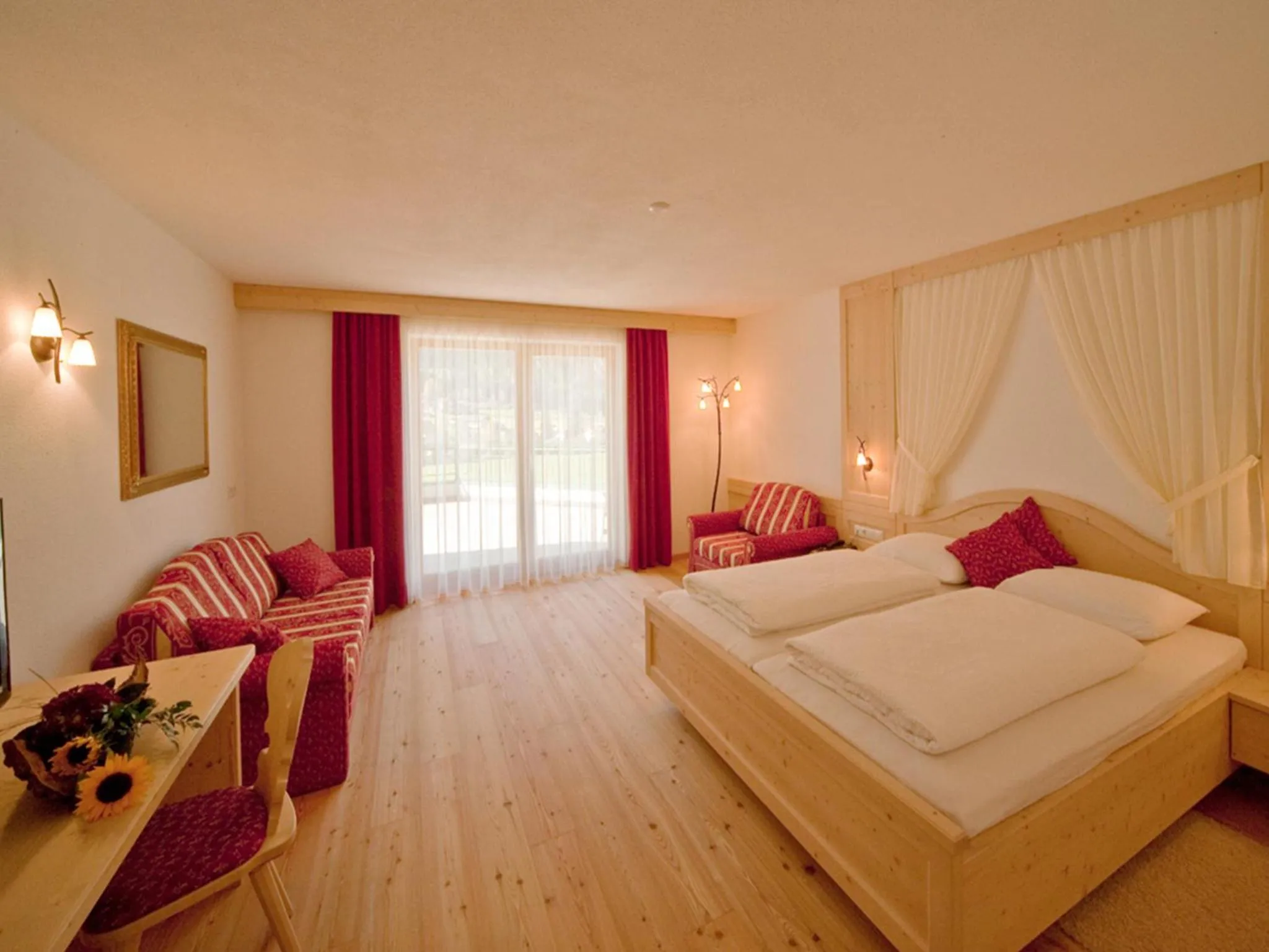 Photo of the whole room, Bed in Hotel Foestlerhof