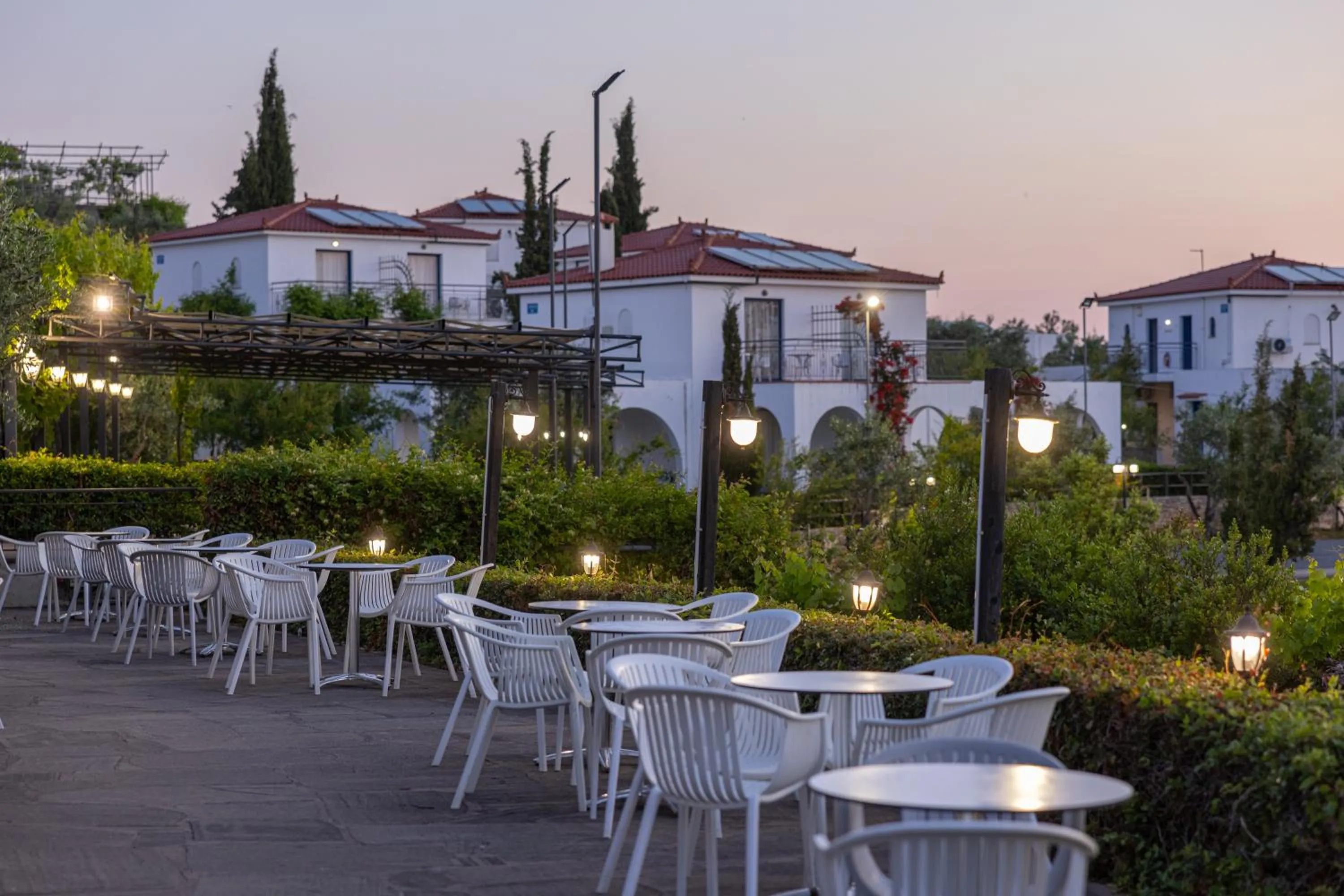 Sunrise Village Beach Hotel