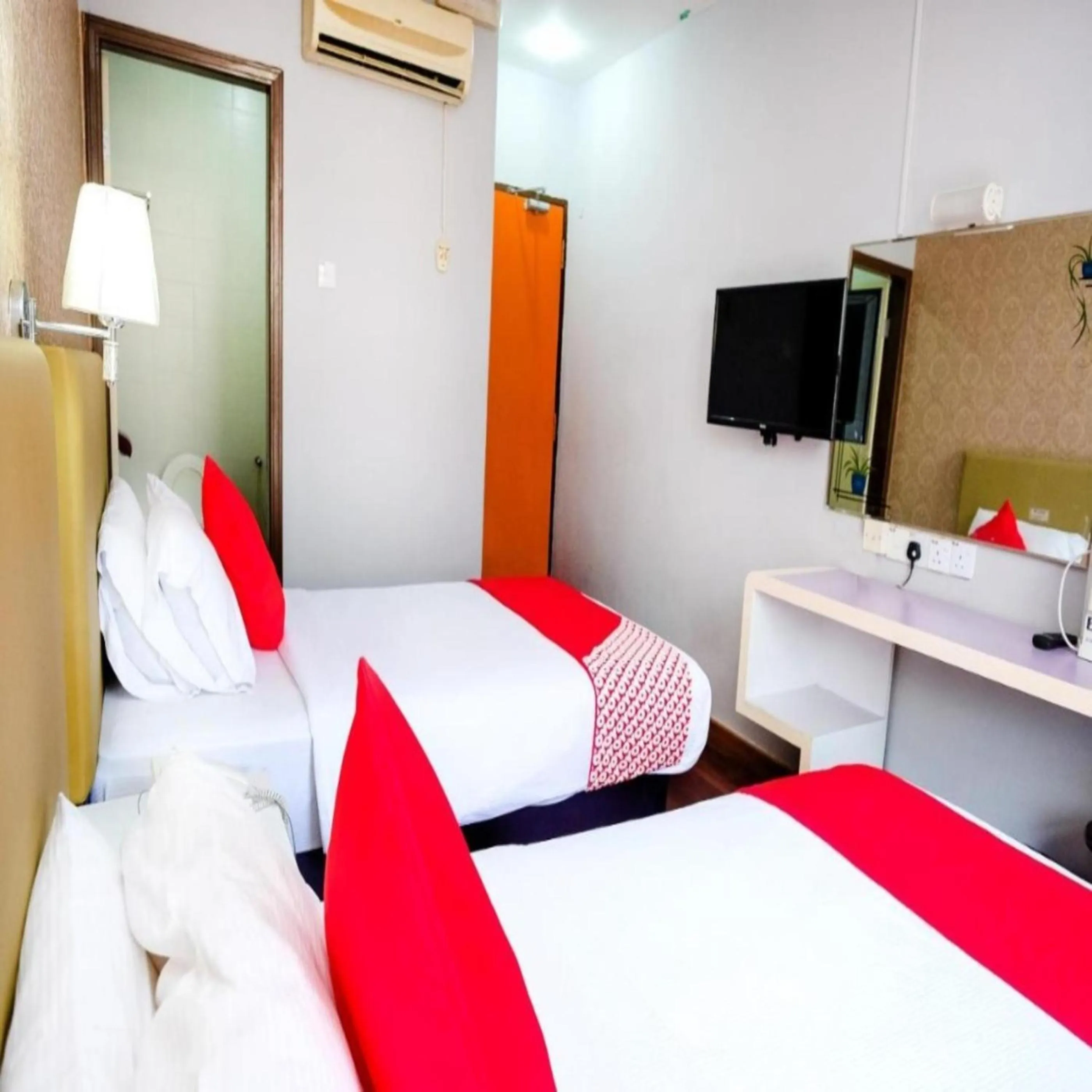 Bedroom, Bed in Grand City Hotel Kuantan