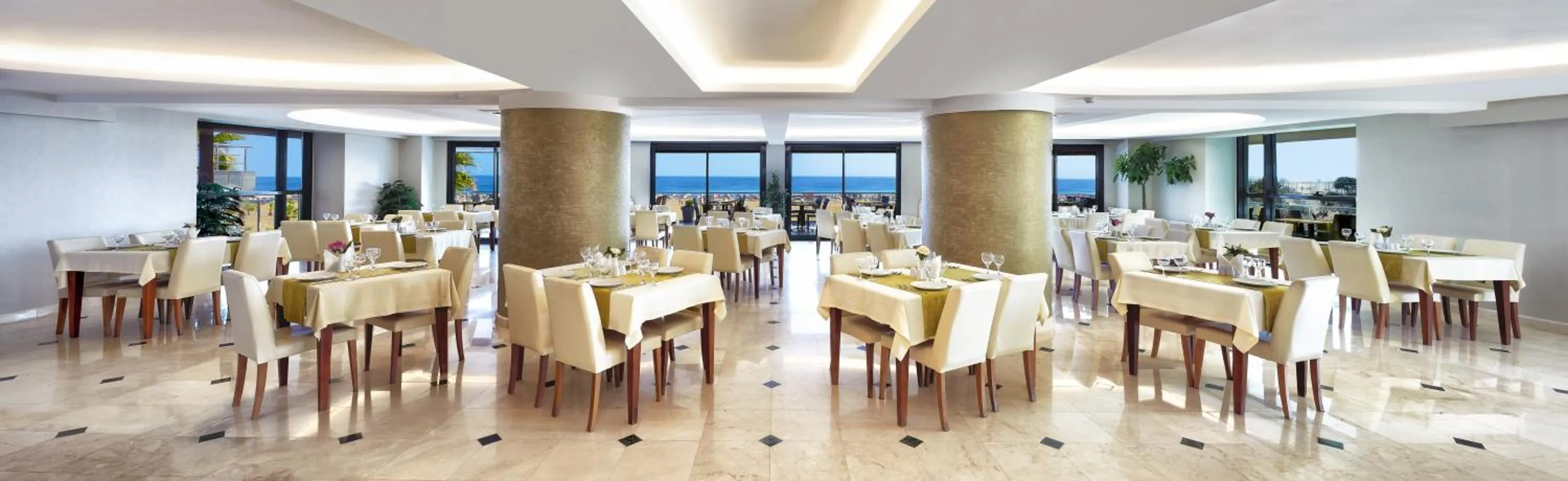 Restaurant/places to eat in Ayvalik Cinar Hotel