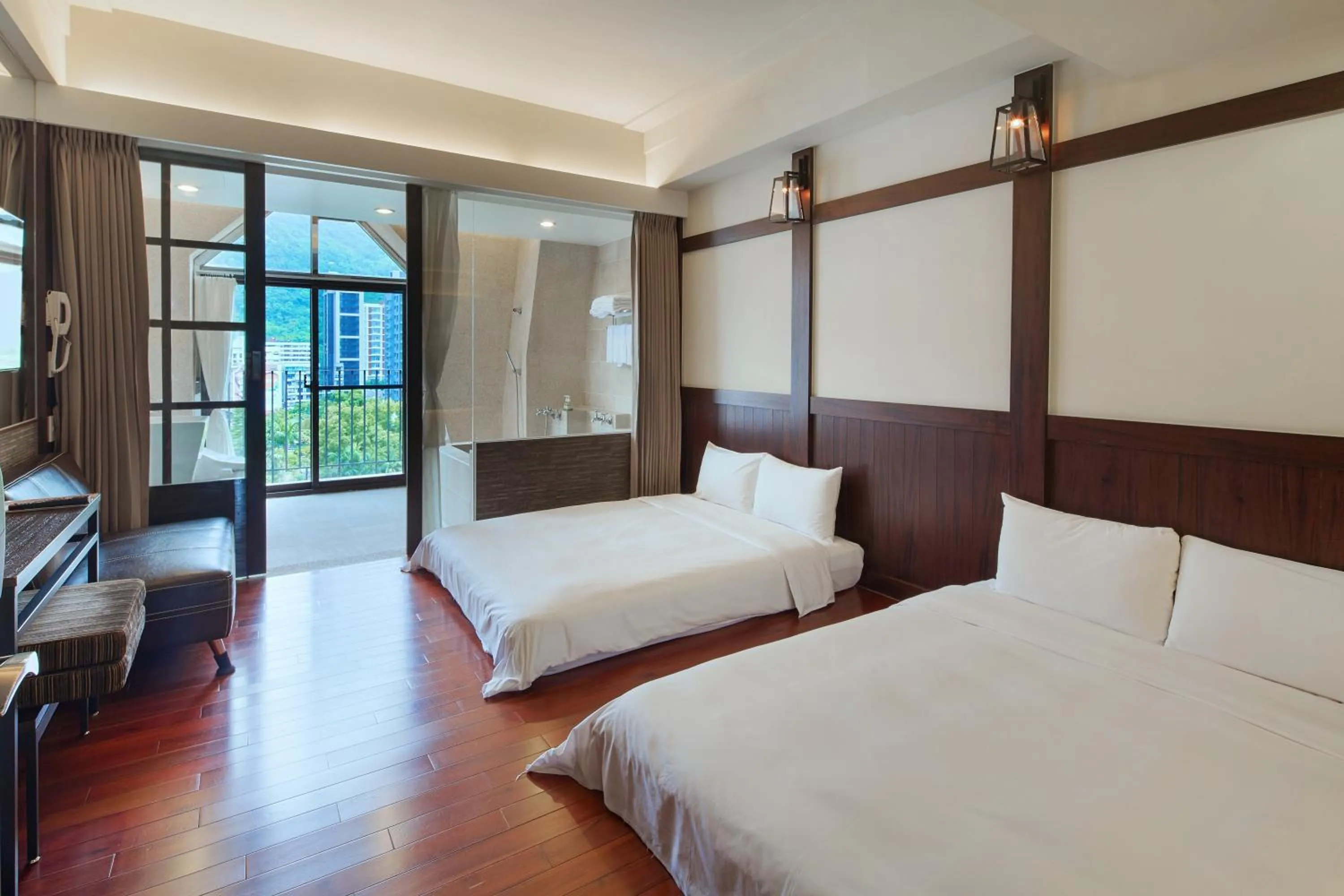 Bed in Hotel Les Champs