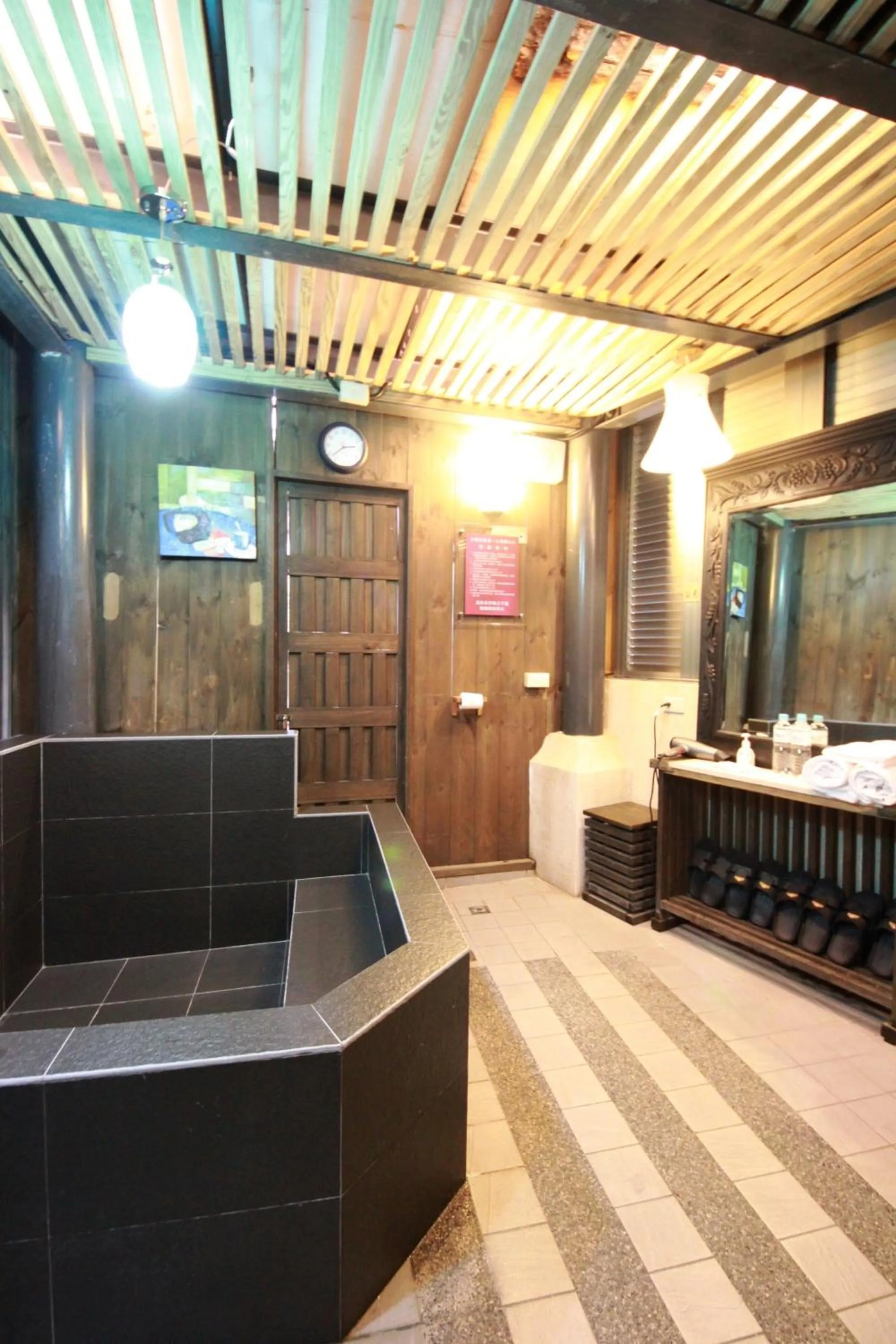 Area and facilities in Hotel Les Champs