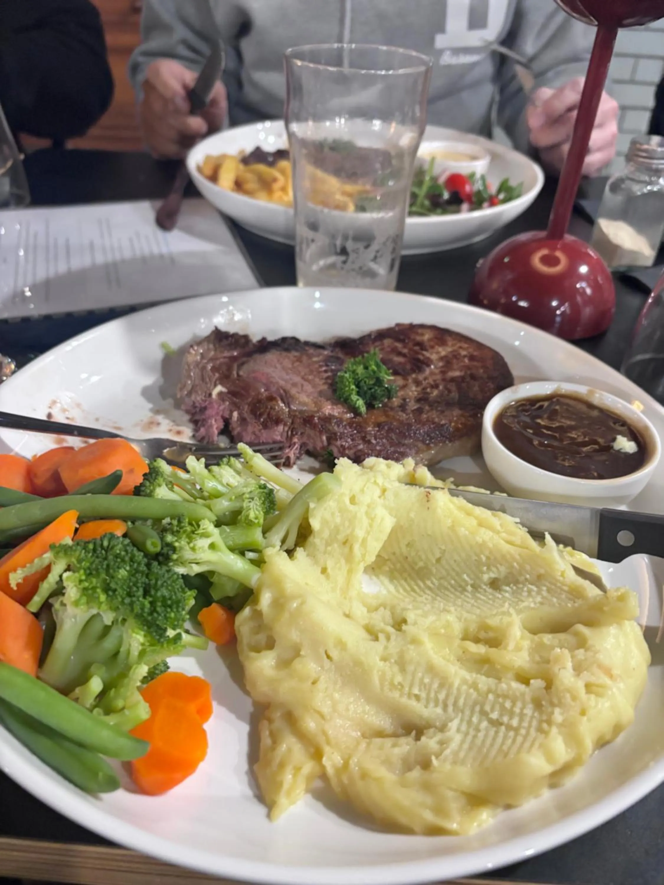 The Club Hotel Collie