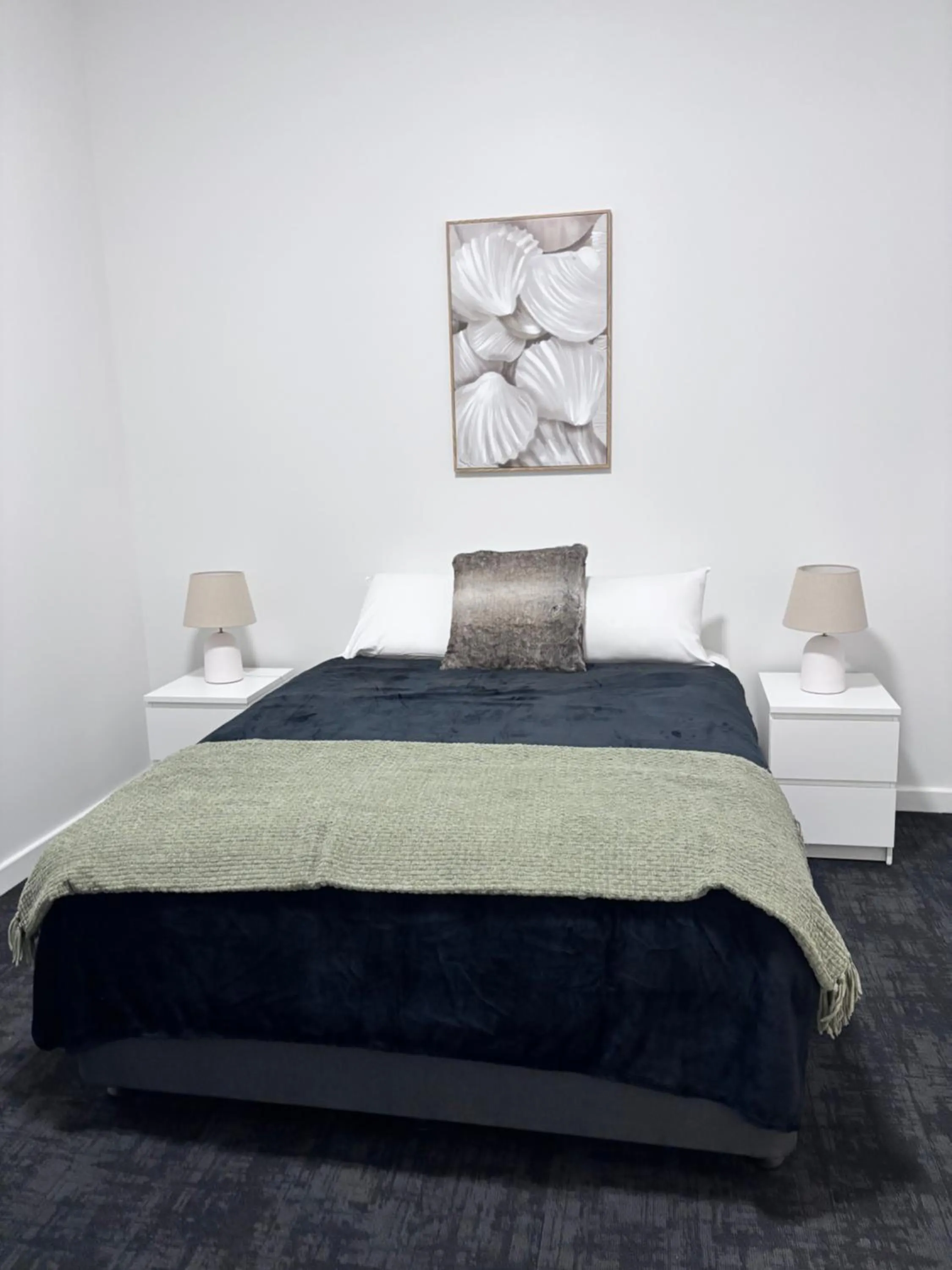 Bed in The Club Hotel Collie