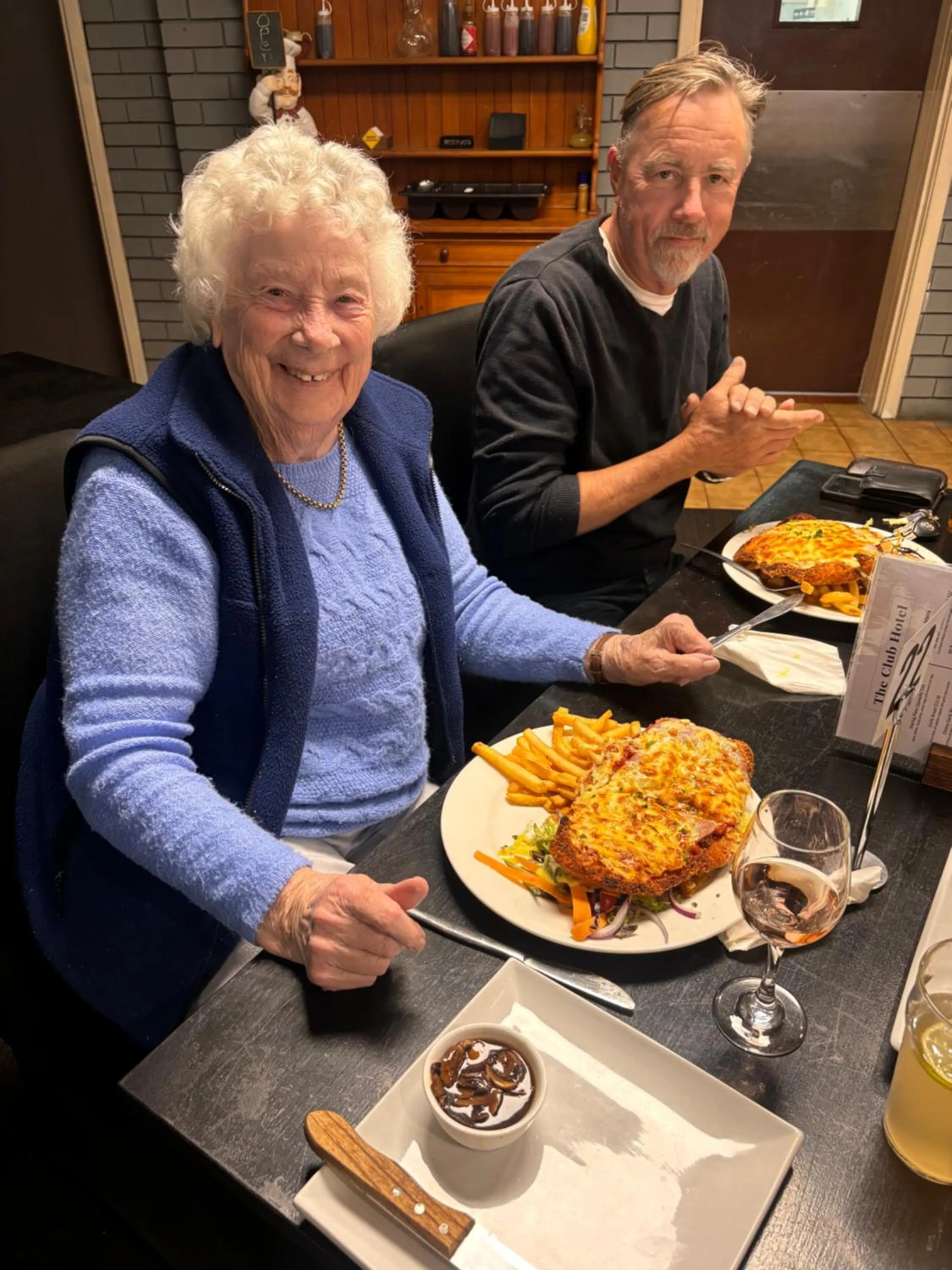 Food and drinks in The Club Hotel Collie