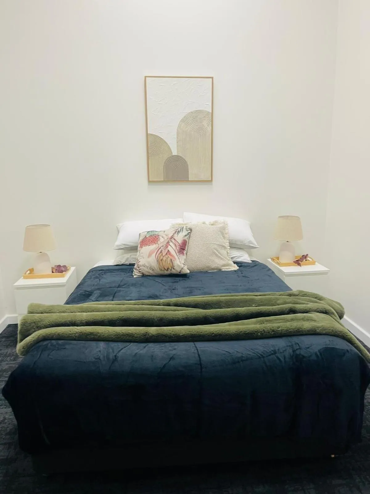 Bed in The Club Hotel Collie