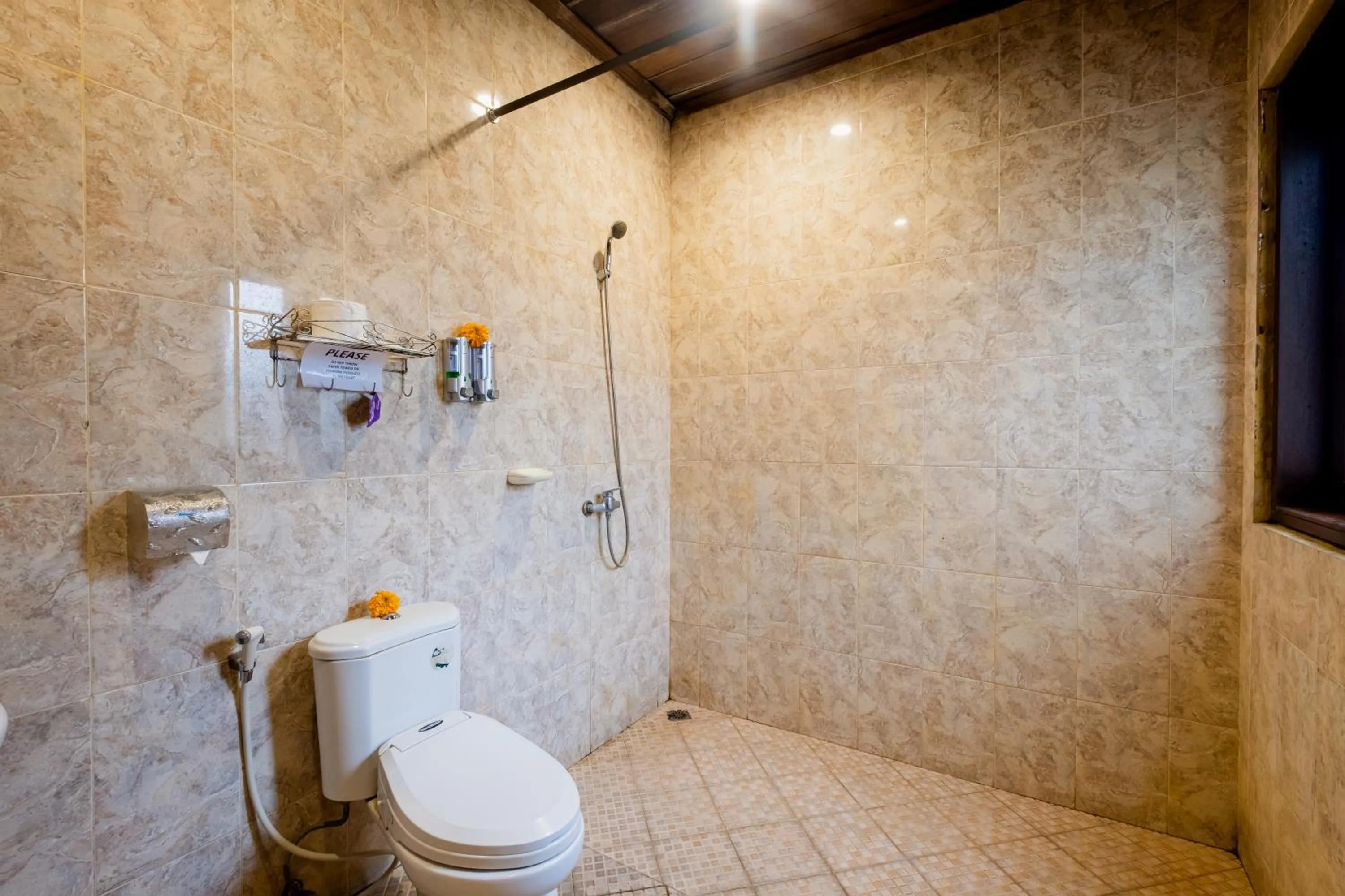 Toilet in Pukakoo Villas and Suite by Supala