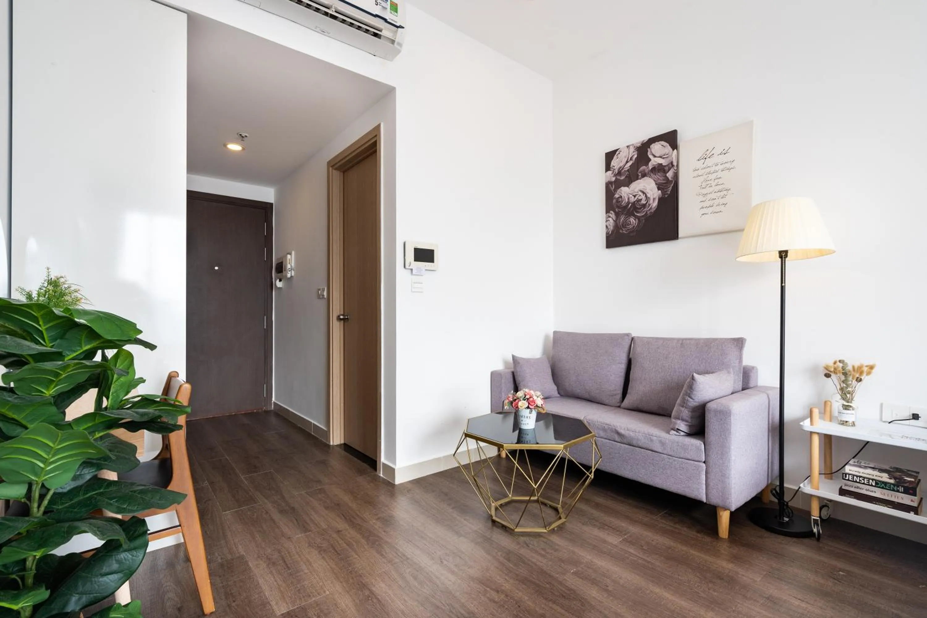 Infinity Pool Signature - Saigon Rivergate