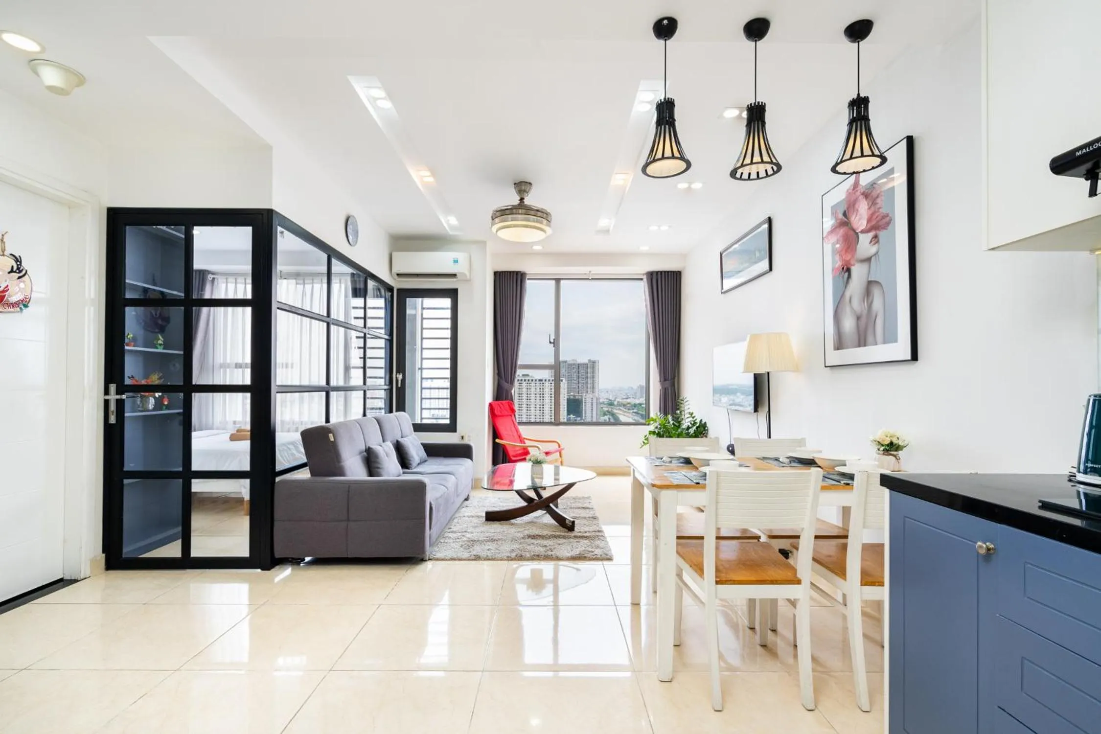 Infinity Pool Signature - Saigon Rivergate