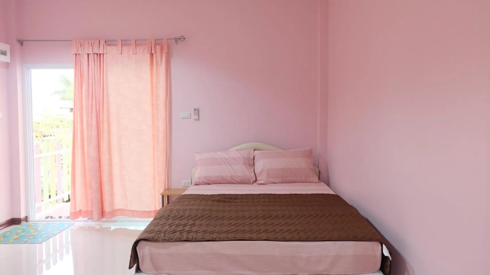 Bed in Thippawan Bungalow