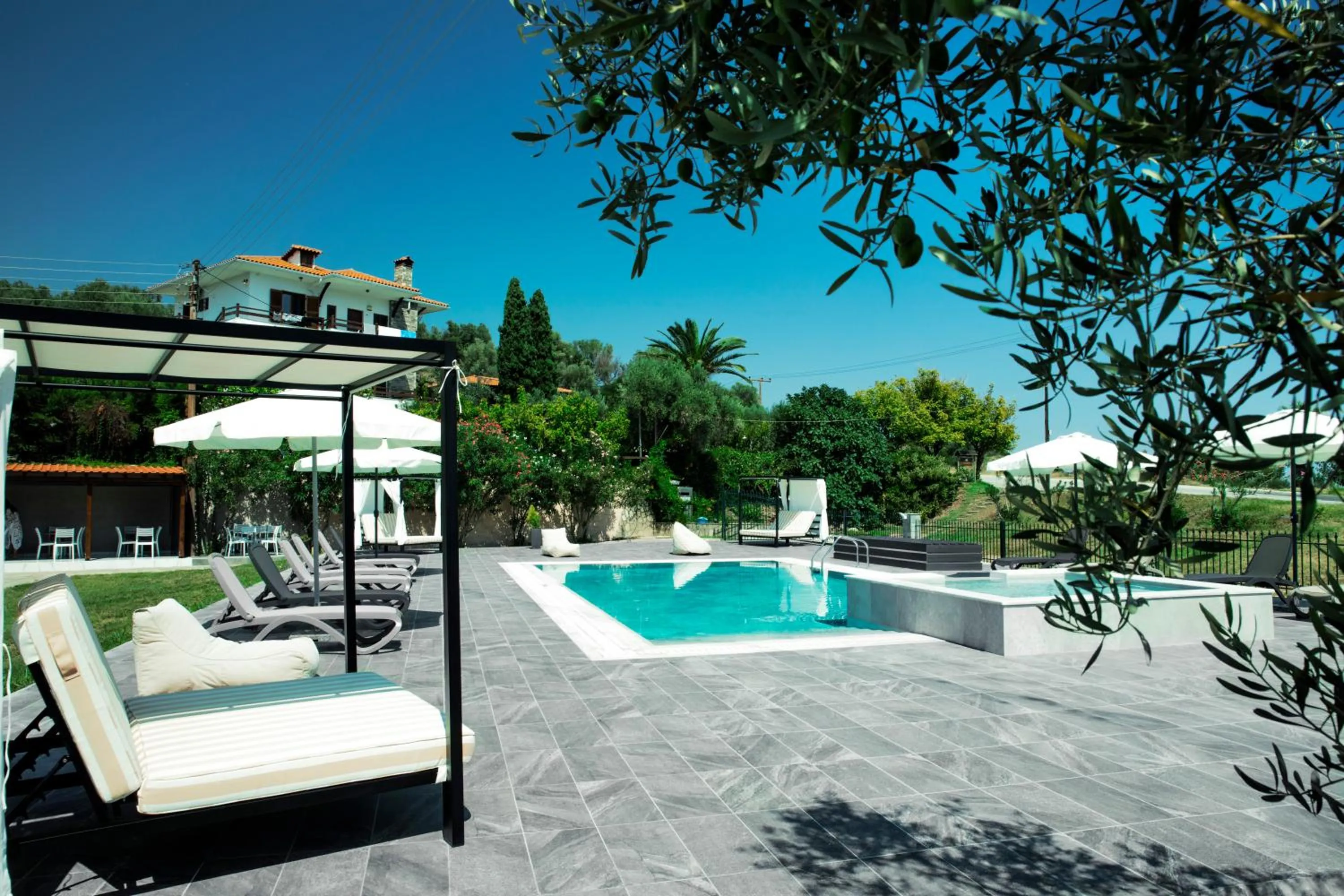 Swimming pool in 4-you Residence