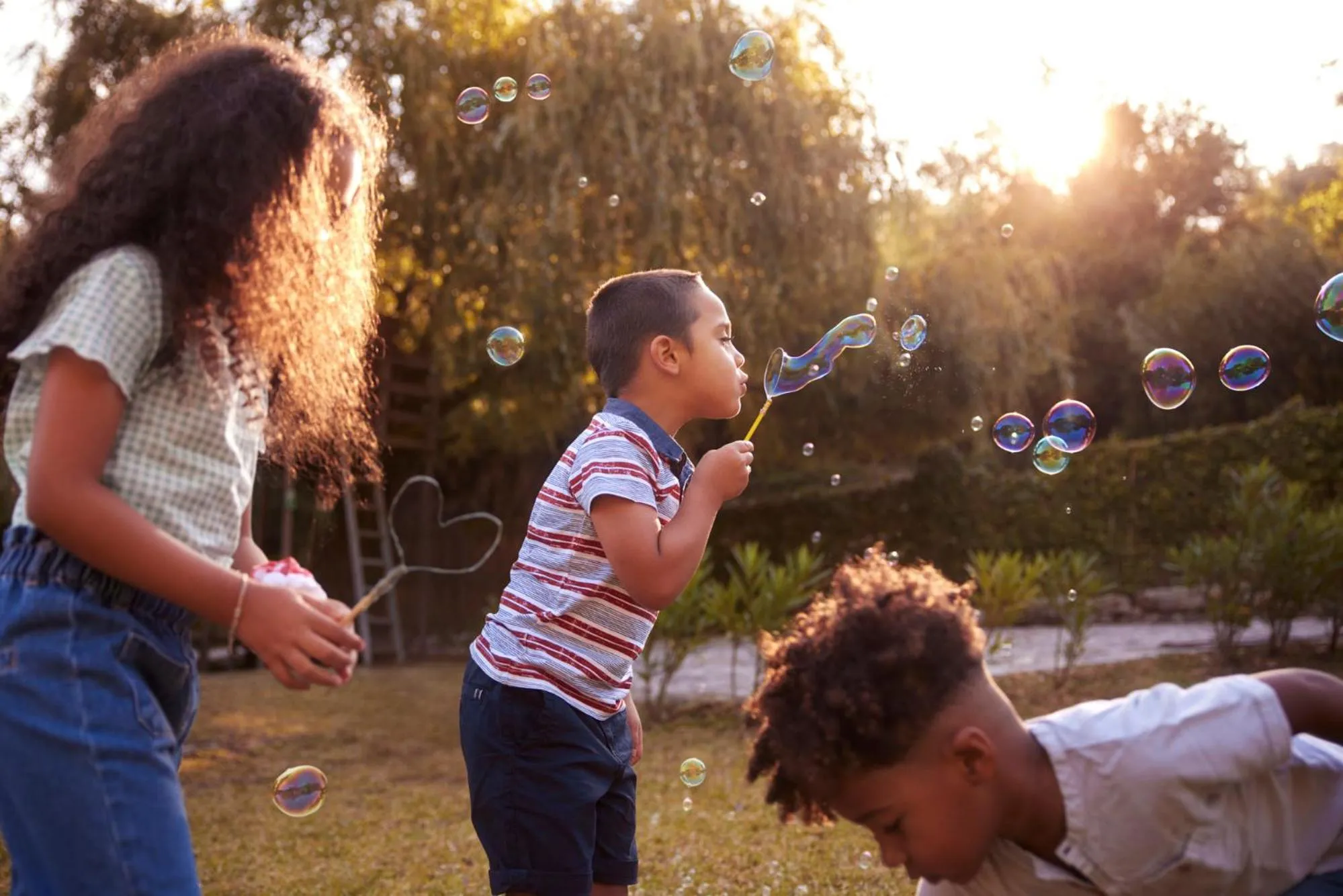 children in Quinta Japonesa